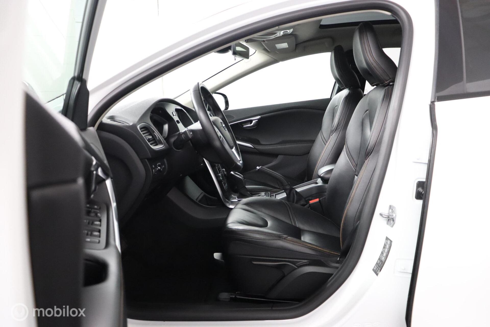 Foto van Volvo V40 Cross Country