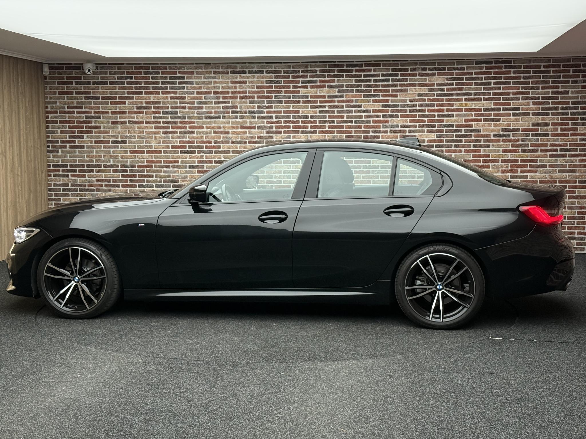 Foto van BMW 320i