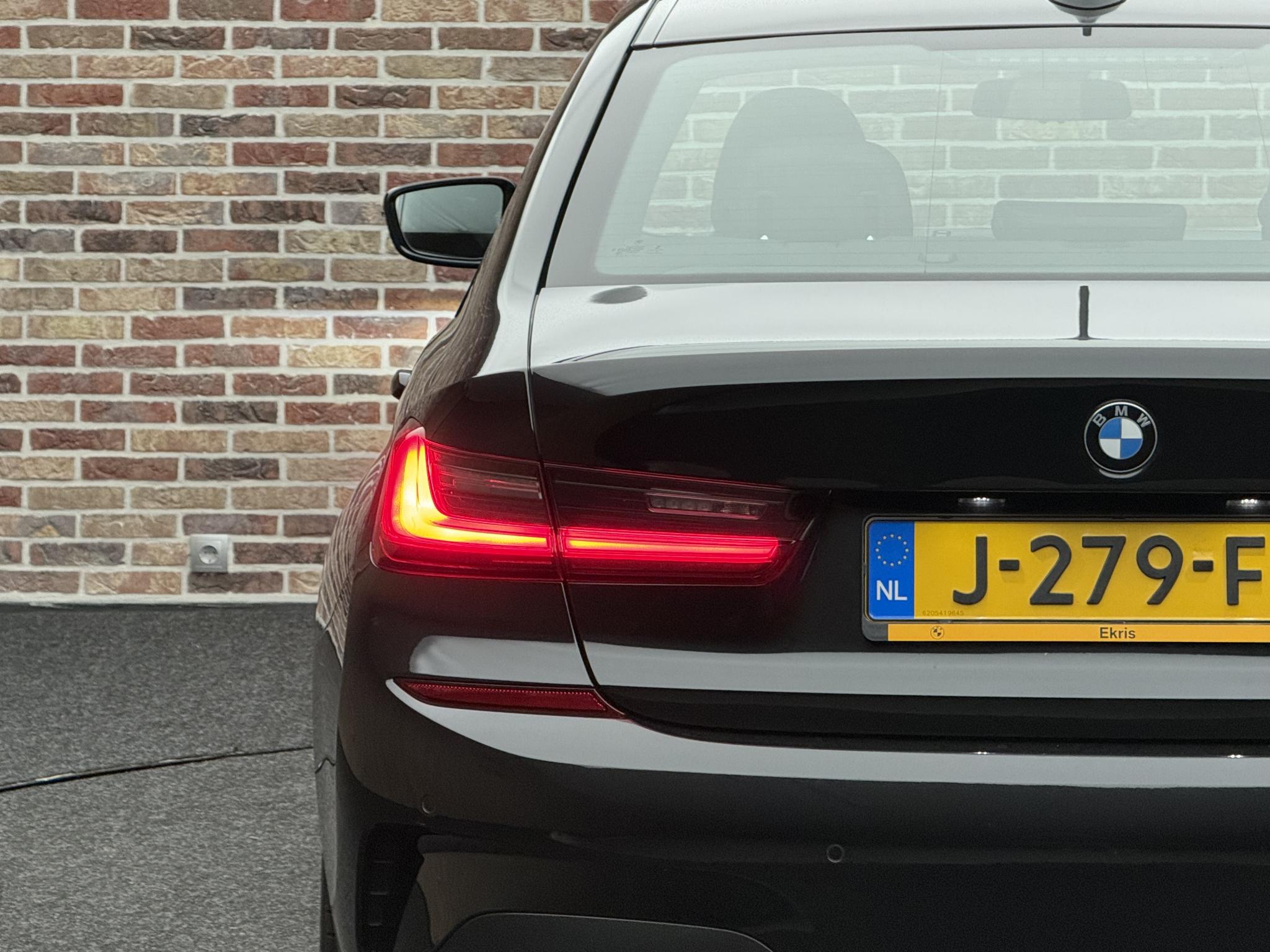 Foto van BMW 320i