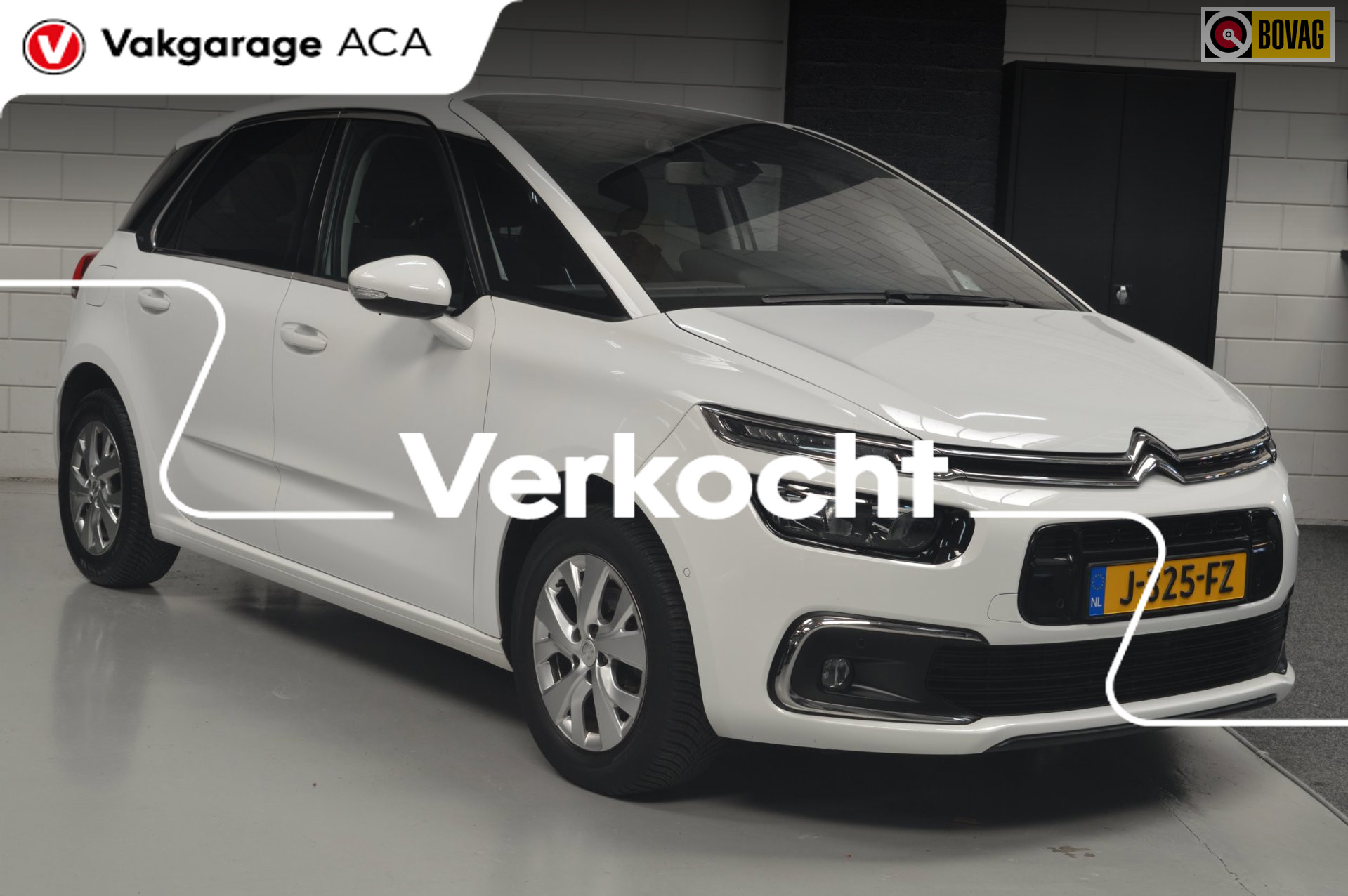 Citroen C4 Picasso 1.2 PureTech Feel // 97.000 km // NAVI // TREKHAAK // CLIMA // CRUISE // CAMERA // 2017 - voorkant