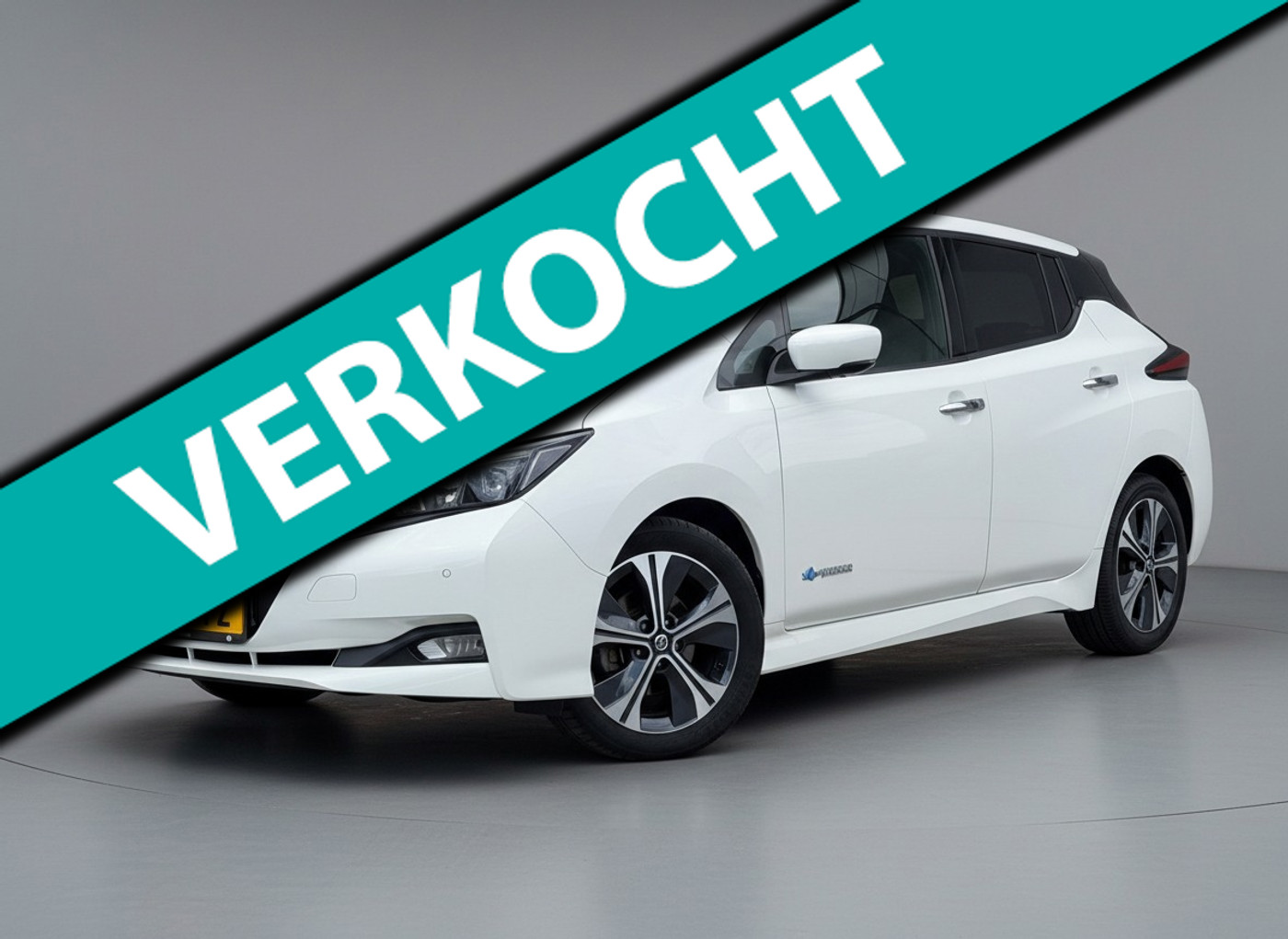 Nissan Nissan Leaf 40kwh N-Connecta 40 kWh|Stoel/stuur verwarming|360-Camera|Dodehoek-detectie|Keyless 2020 - voorkant