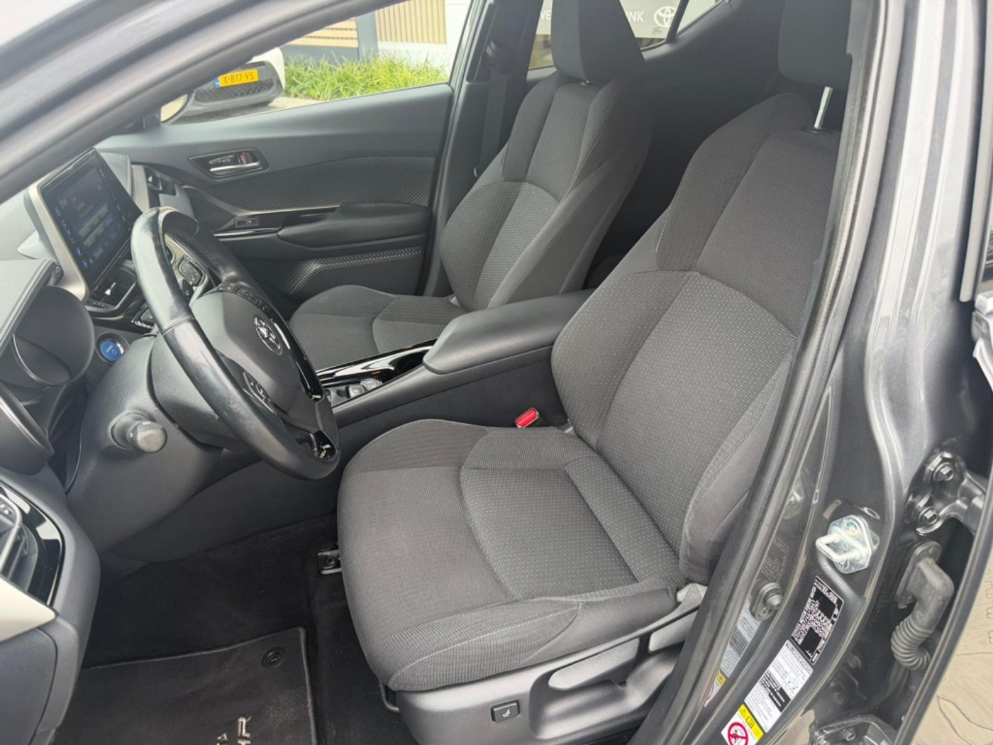 Foto van Toyota Toyota C-hr
