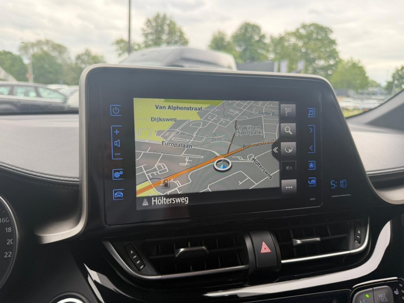 Foto van Toyota Toyota C-hr