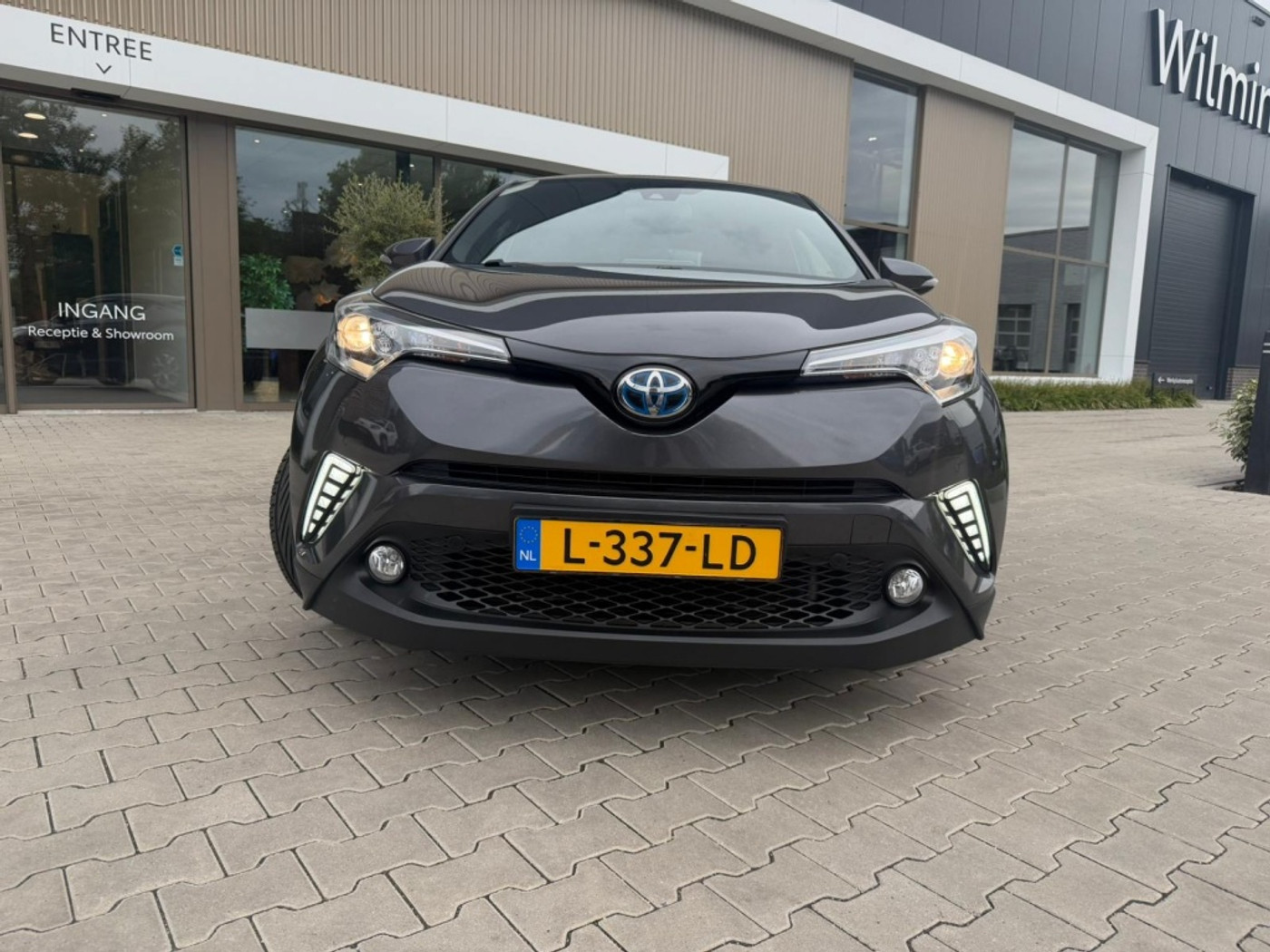 Foto van Toyota Toyota C-hr