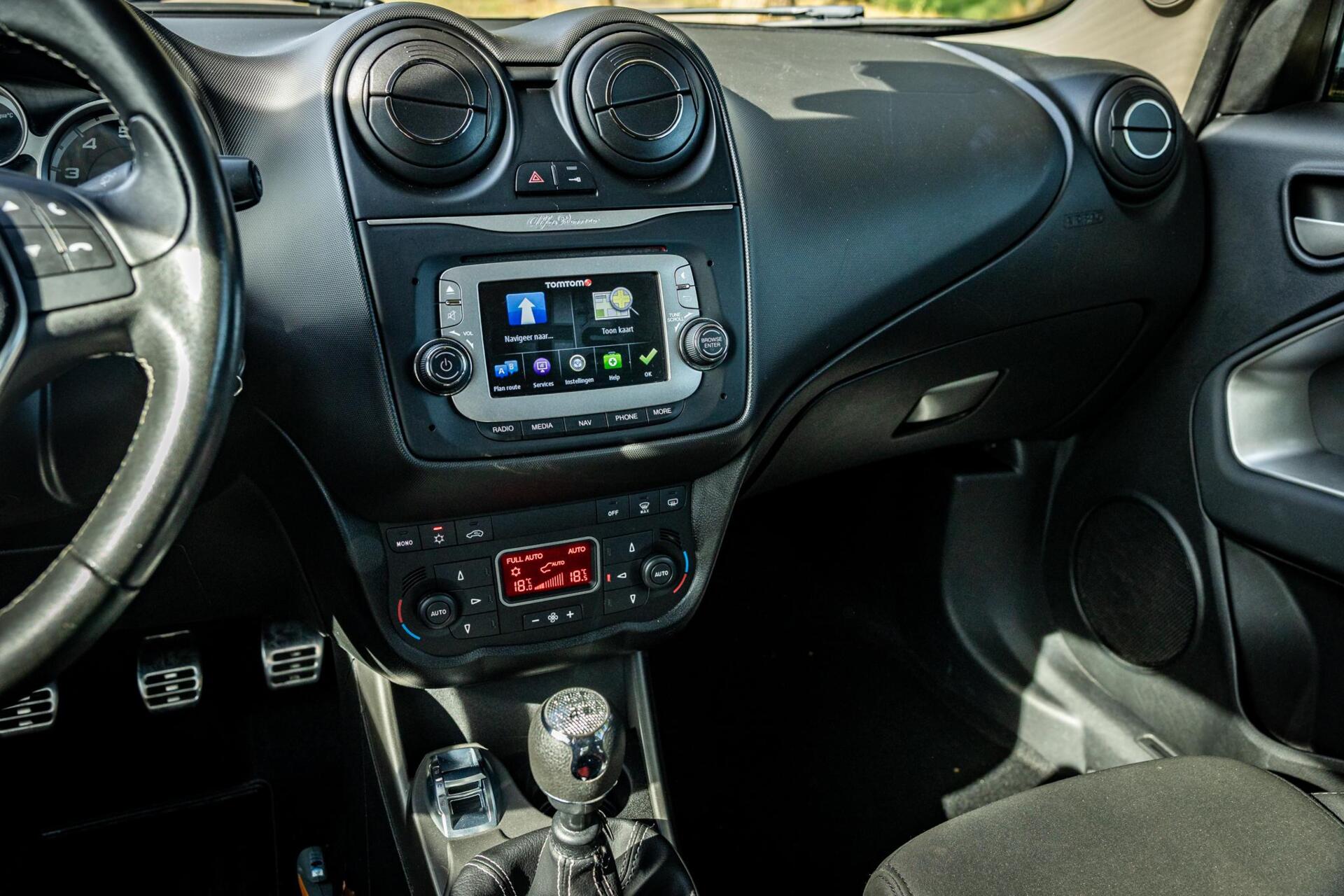 Foto van Alfa Romeo Alfa Mito