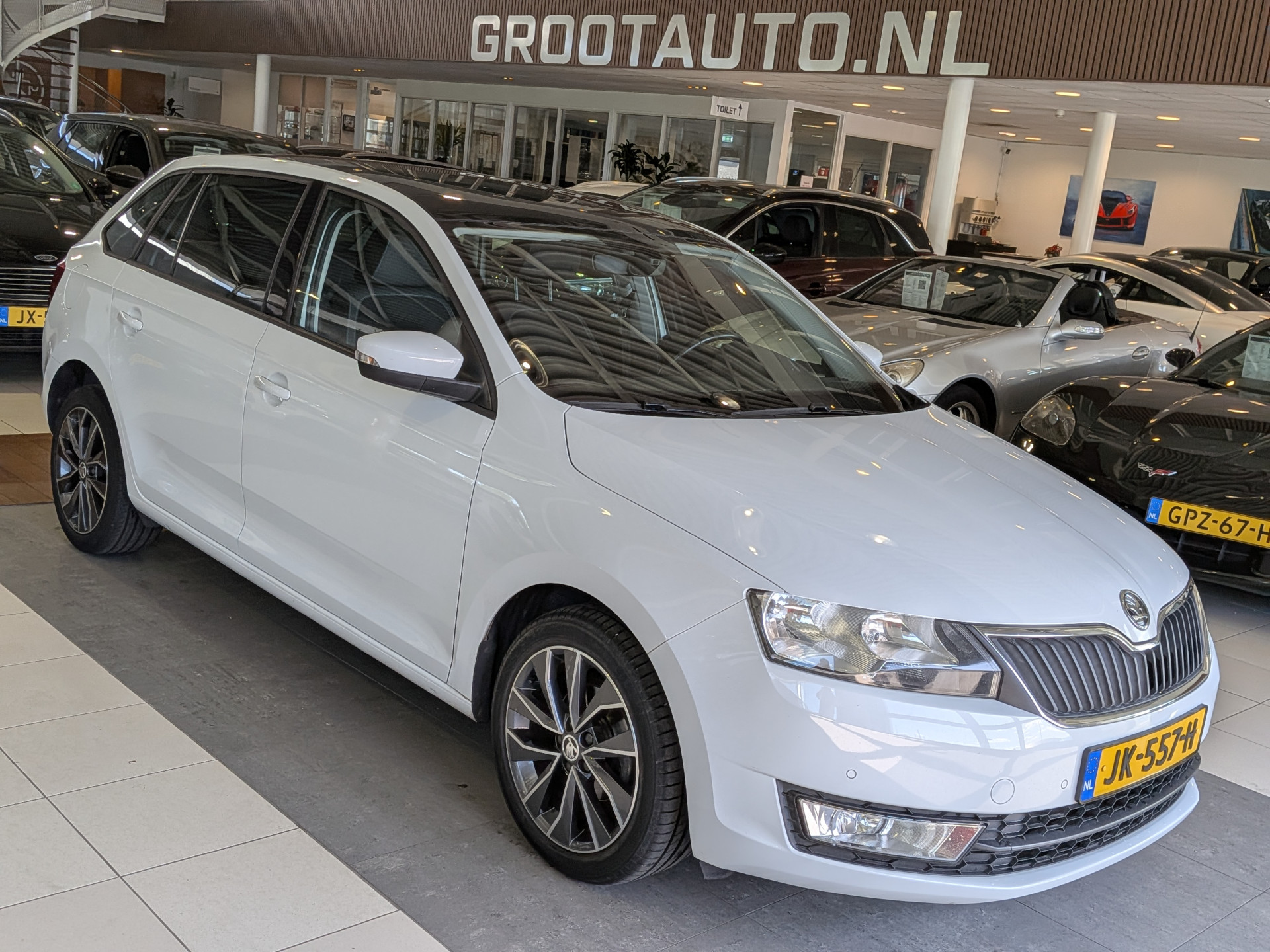 Skoda Rapid 1.2 TSI Greentech JOY 2016 - voorkant