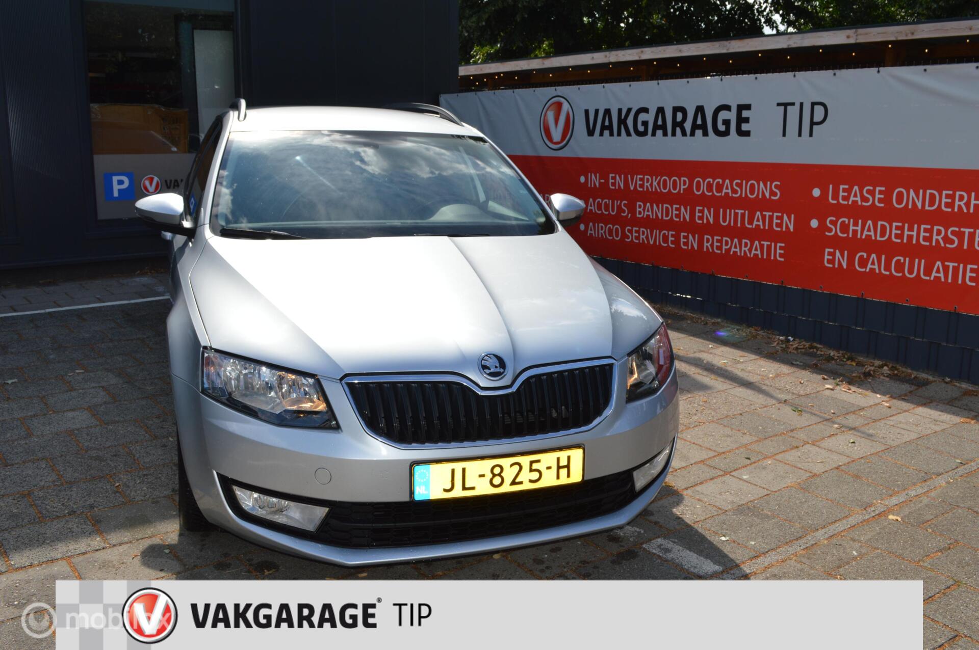 Skoda Octavia 1.2 TSI Greentech JOY Businessline 2016 - voorkant