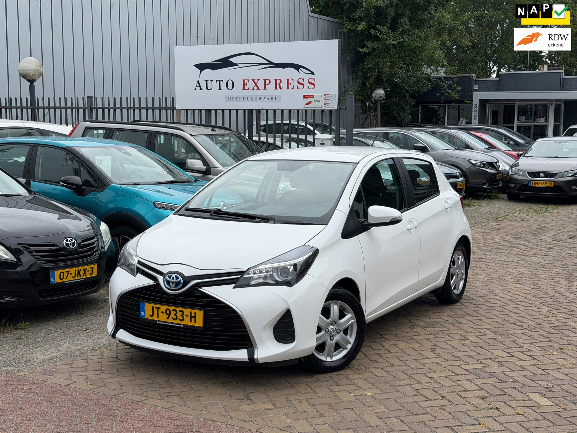 Toyota Toyota Yaris Hybrid 1.5 Hybrid Aspiration Aut/Airco/Cruis/Navi/Camra/Nap/Nieuw Apk 2016 - voorkant