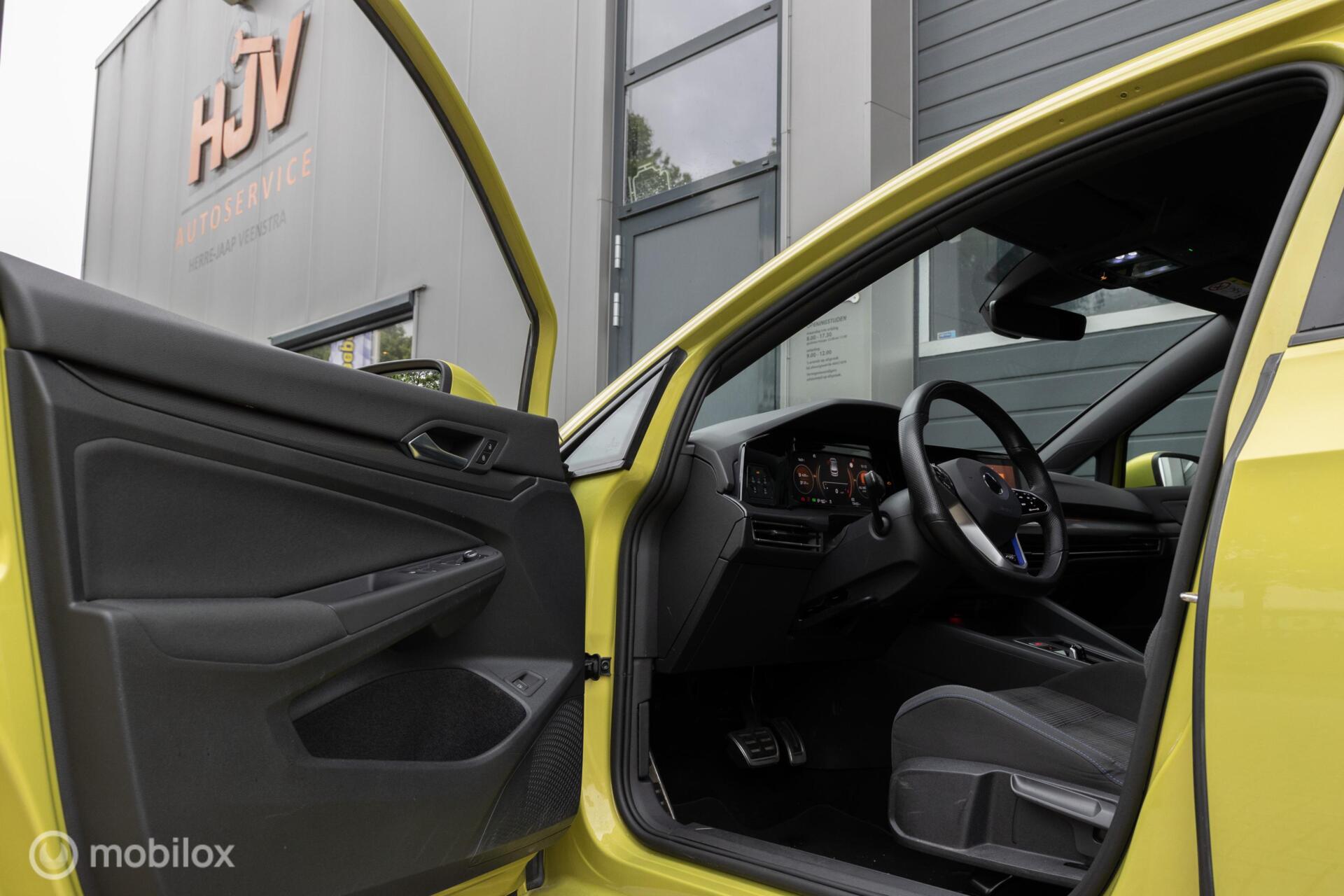 Foto van Volkswagen Golf GTE
