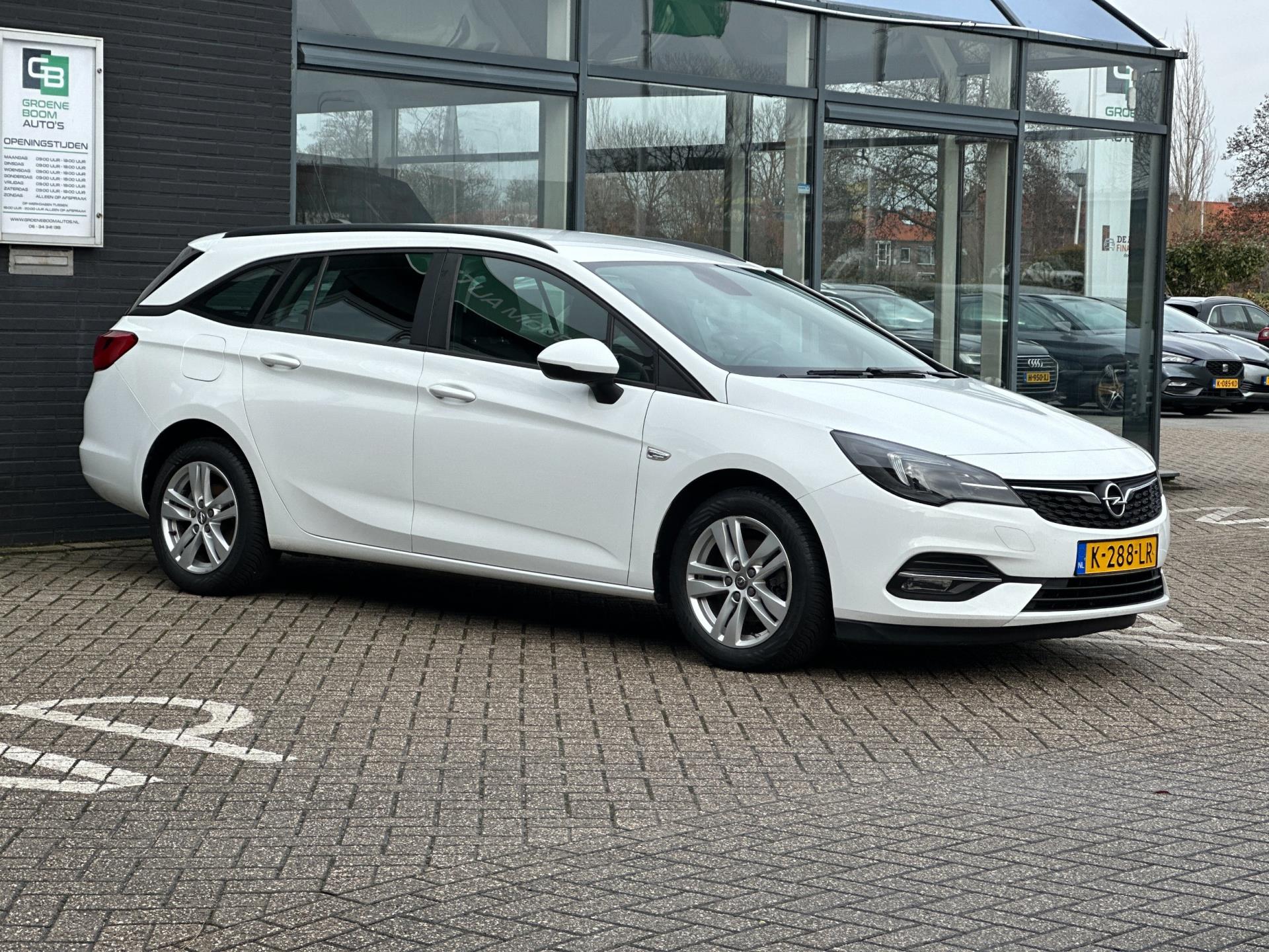 Foto van Opel Astra Sports Tourer