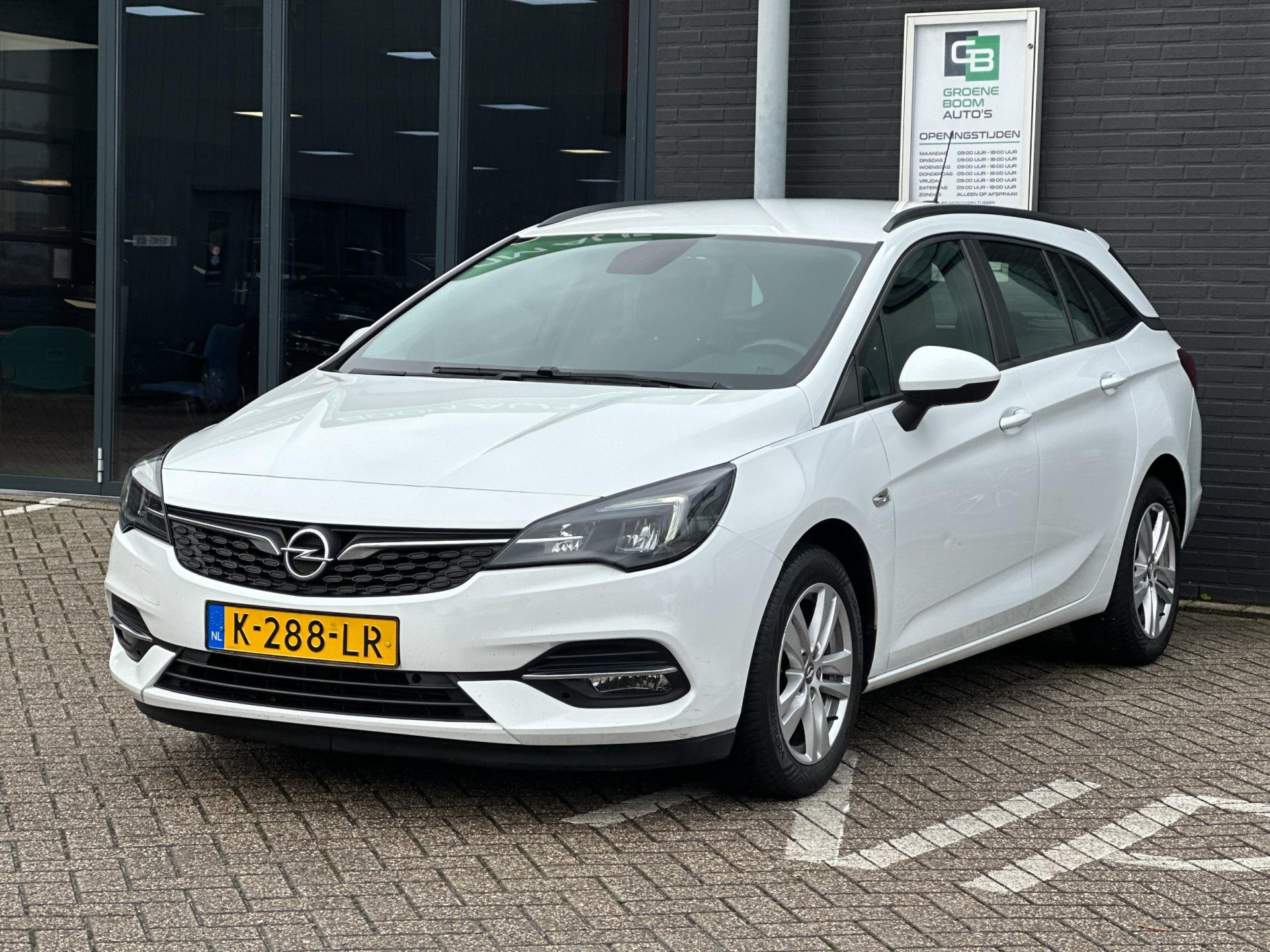 Foto van Opel Astra Sports Tourer