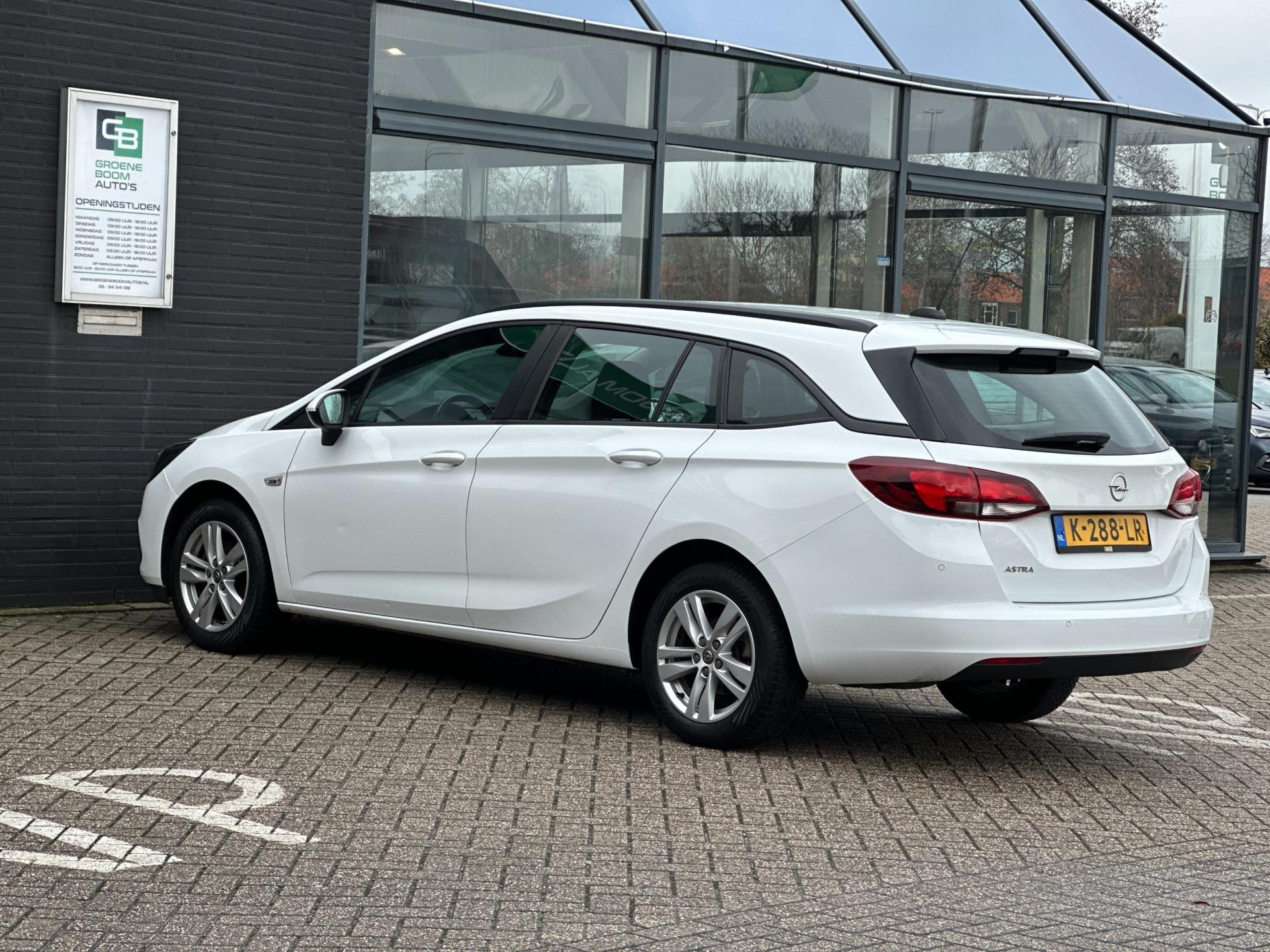 Foto van Opel Astra Sports Tourer