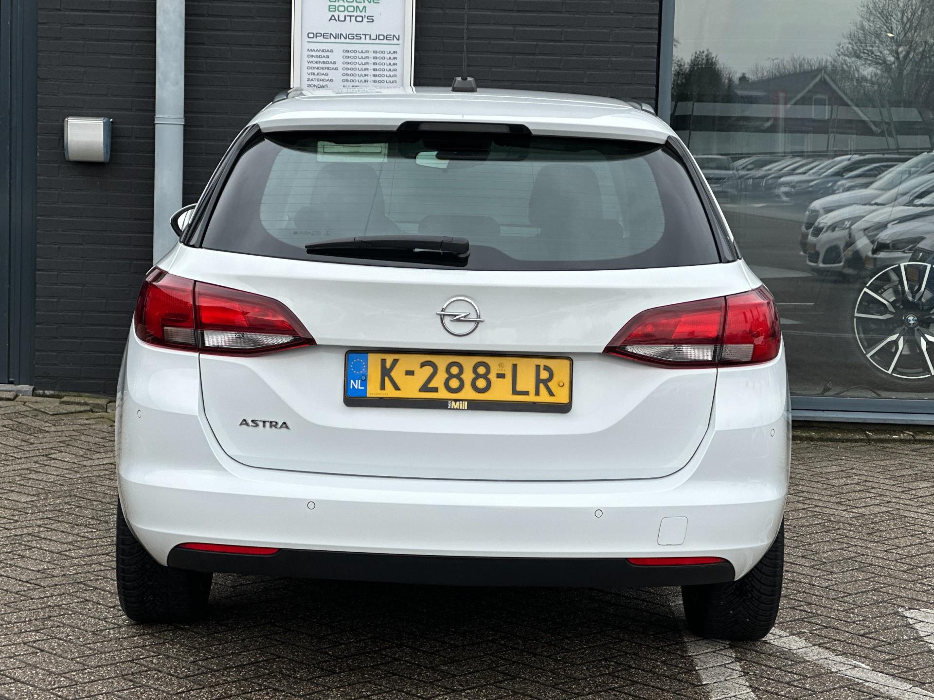 Foto van Opel Astra Sports Tourer