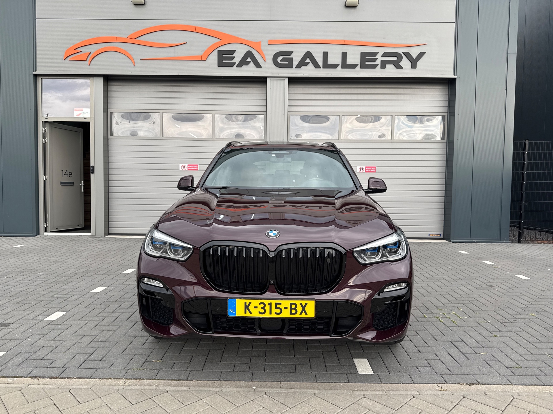 Foto van BMW X5 Xdrive45e