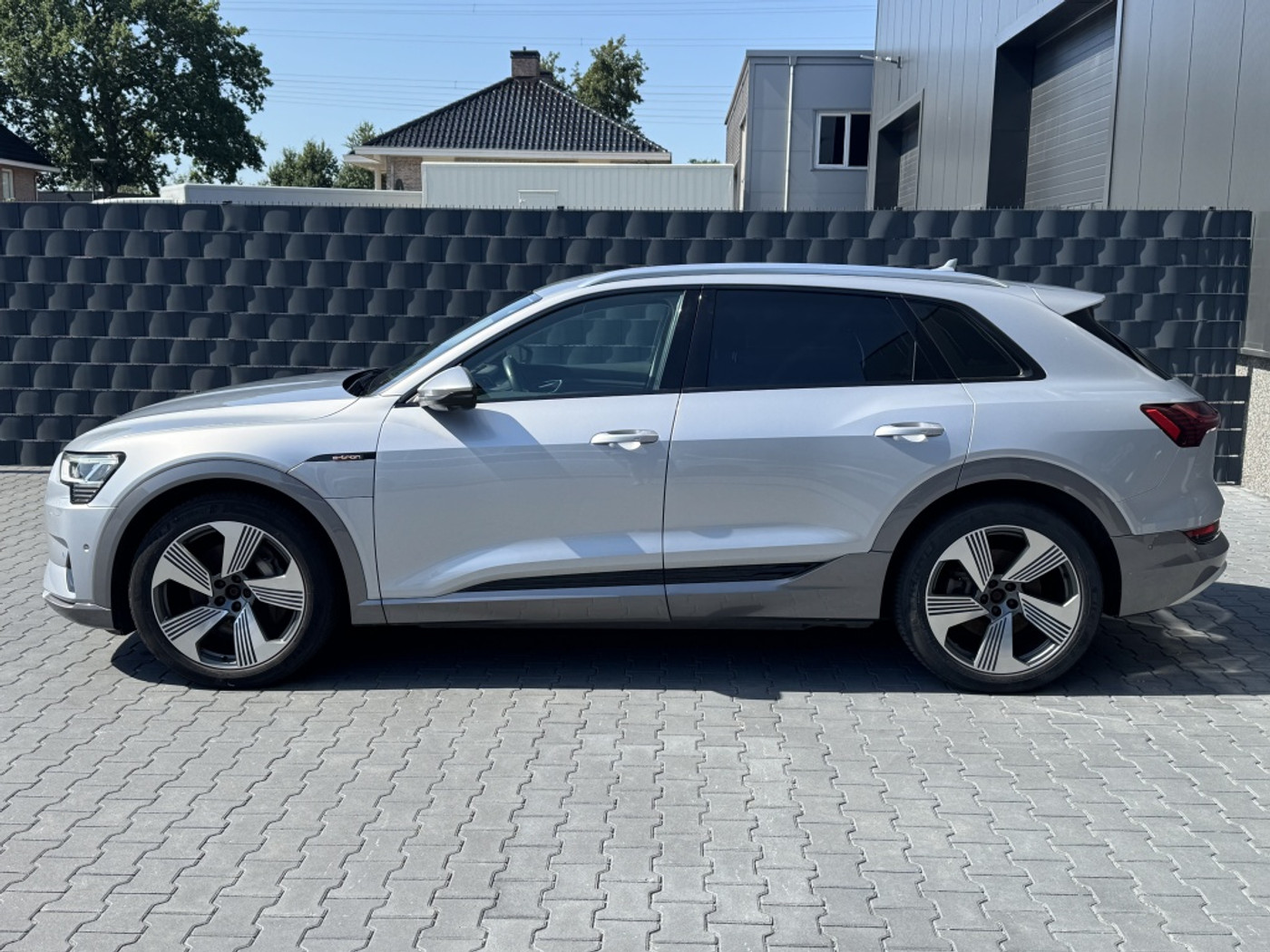 Foto van Audi Audi E-tron