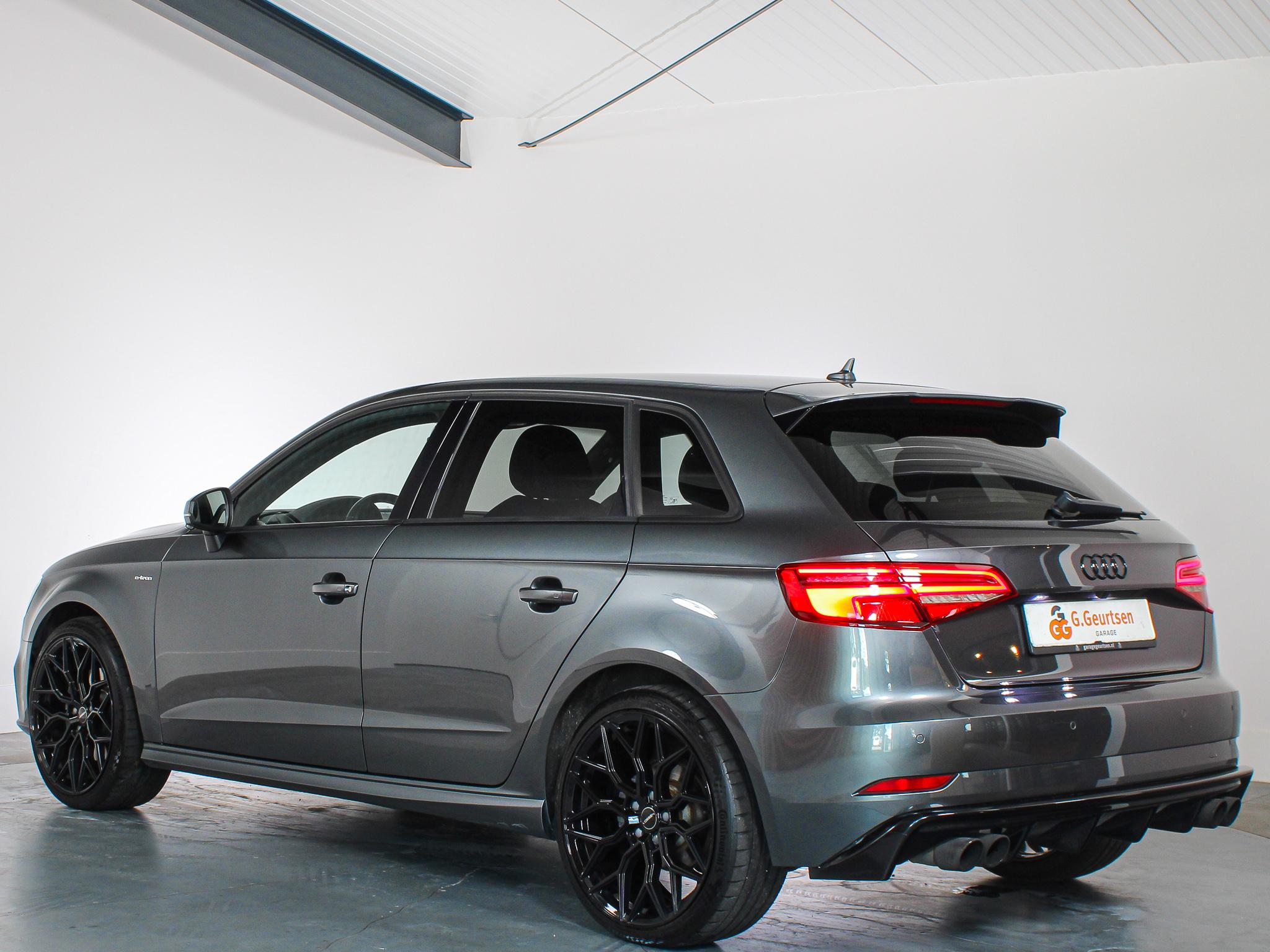 Foto van Audi A3 Sportback E-tron