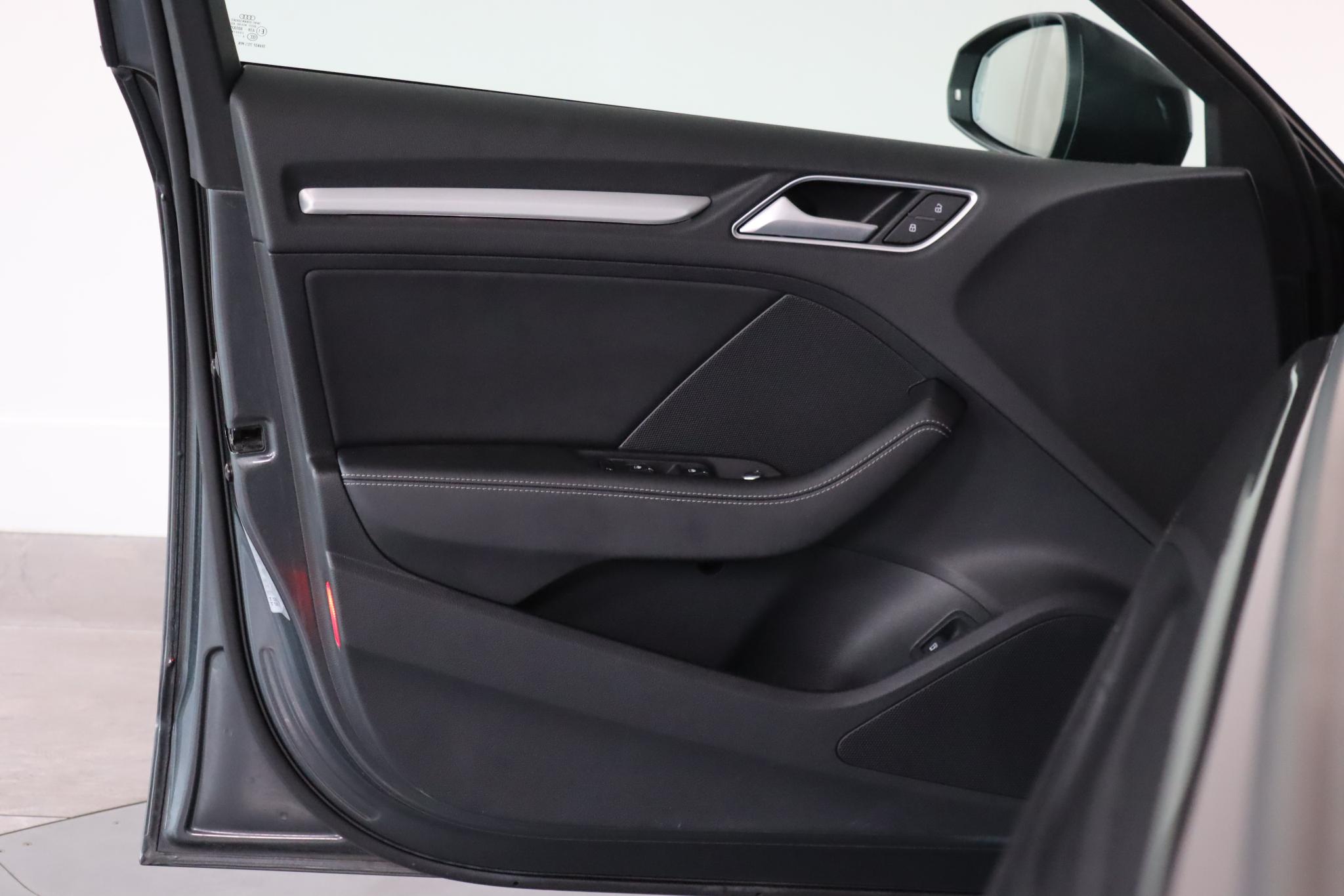 Foto van Audi A3 Sportback E-tron