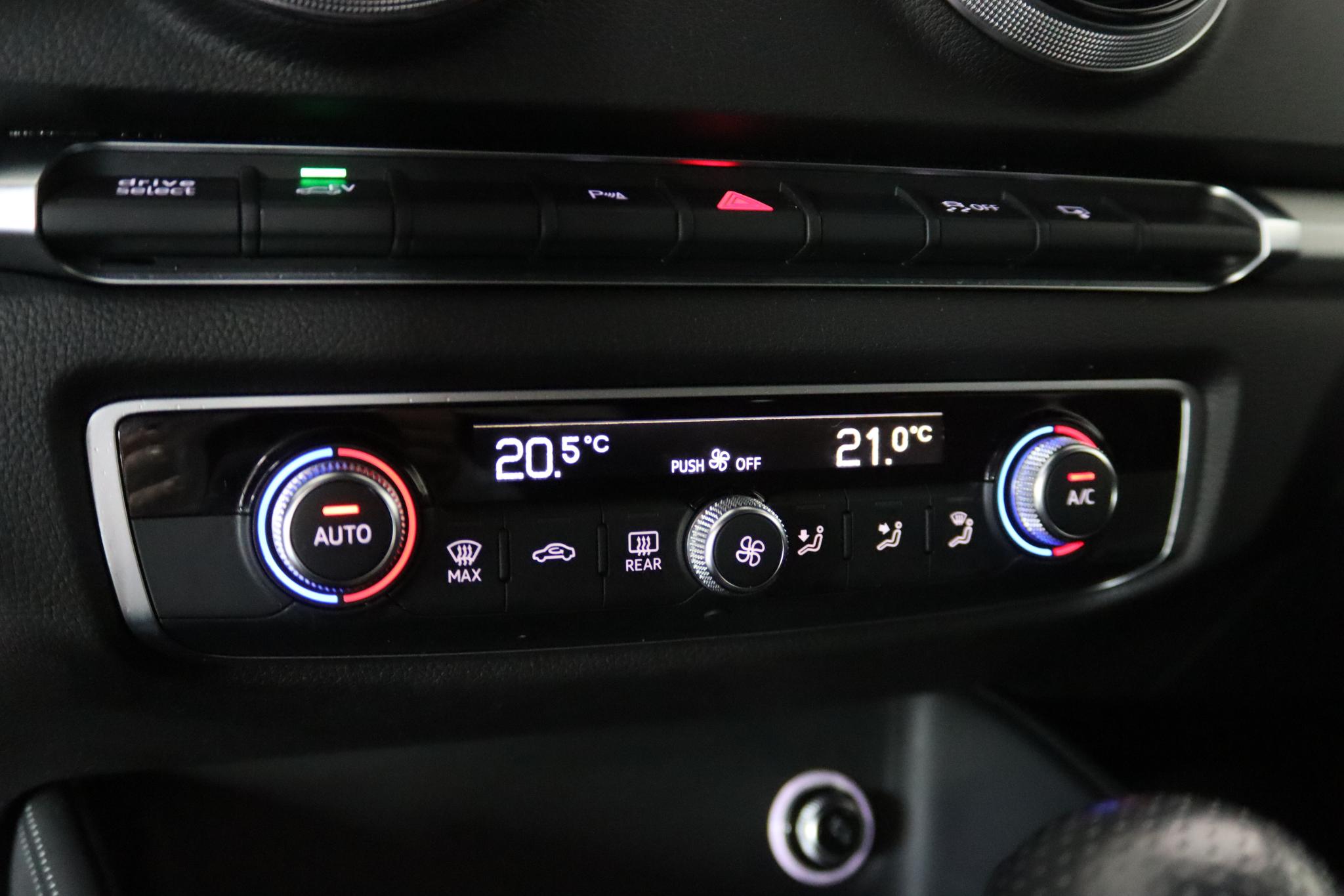 Foto van Audi A3 Sportback E-tron