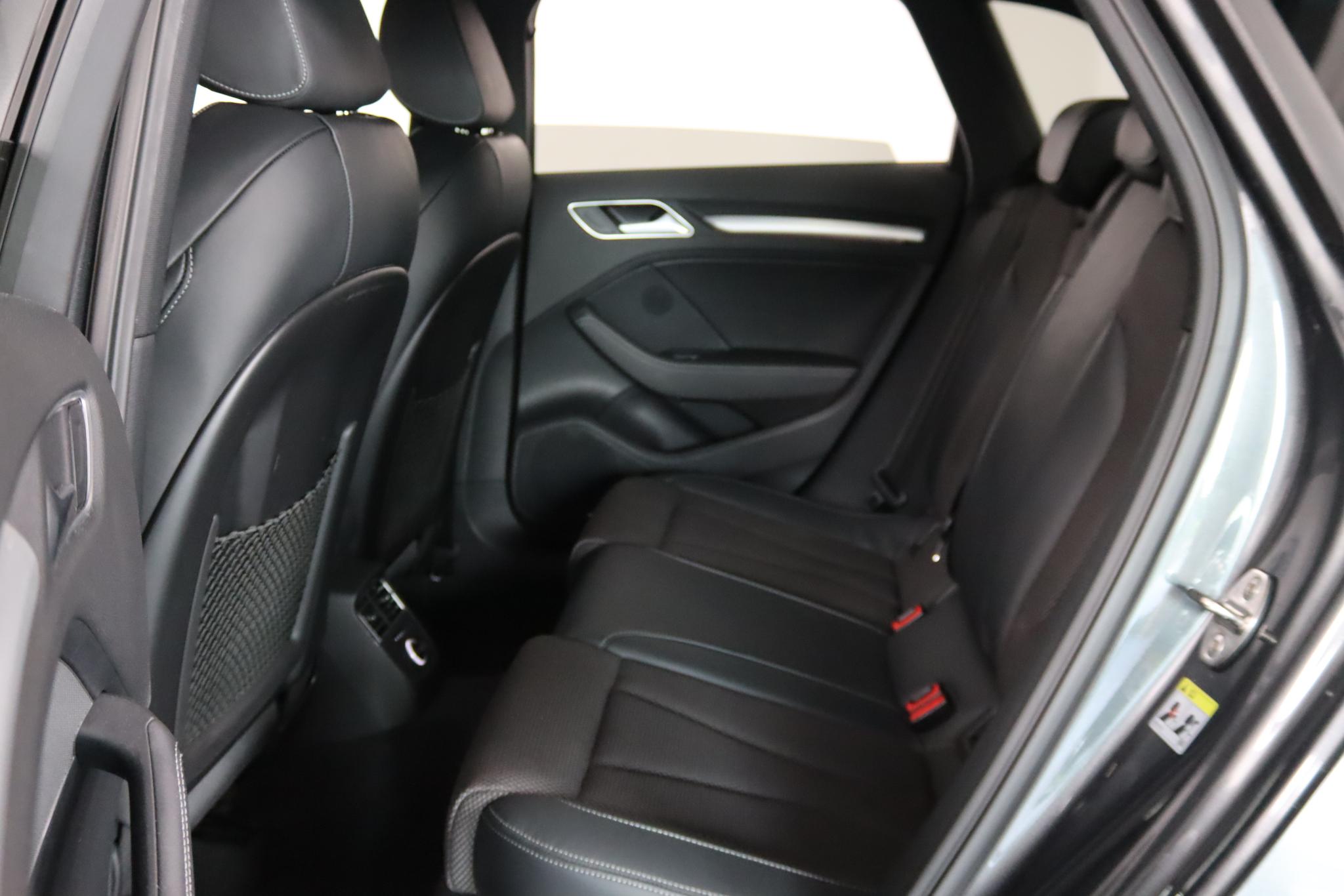 Foto van Audi A3 Sportback E-tron