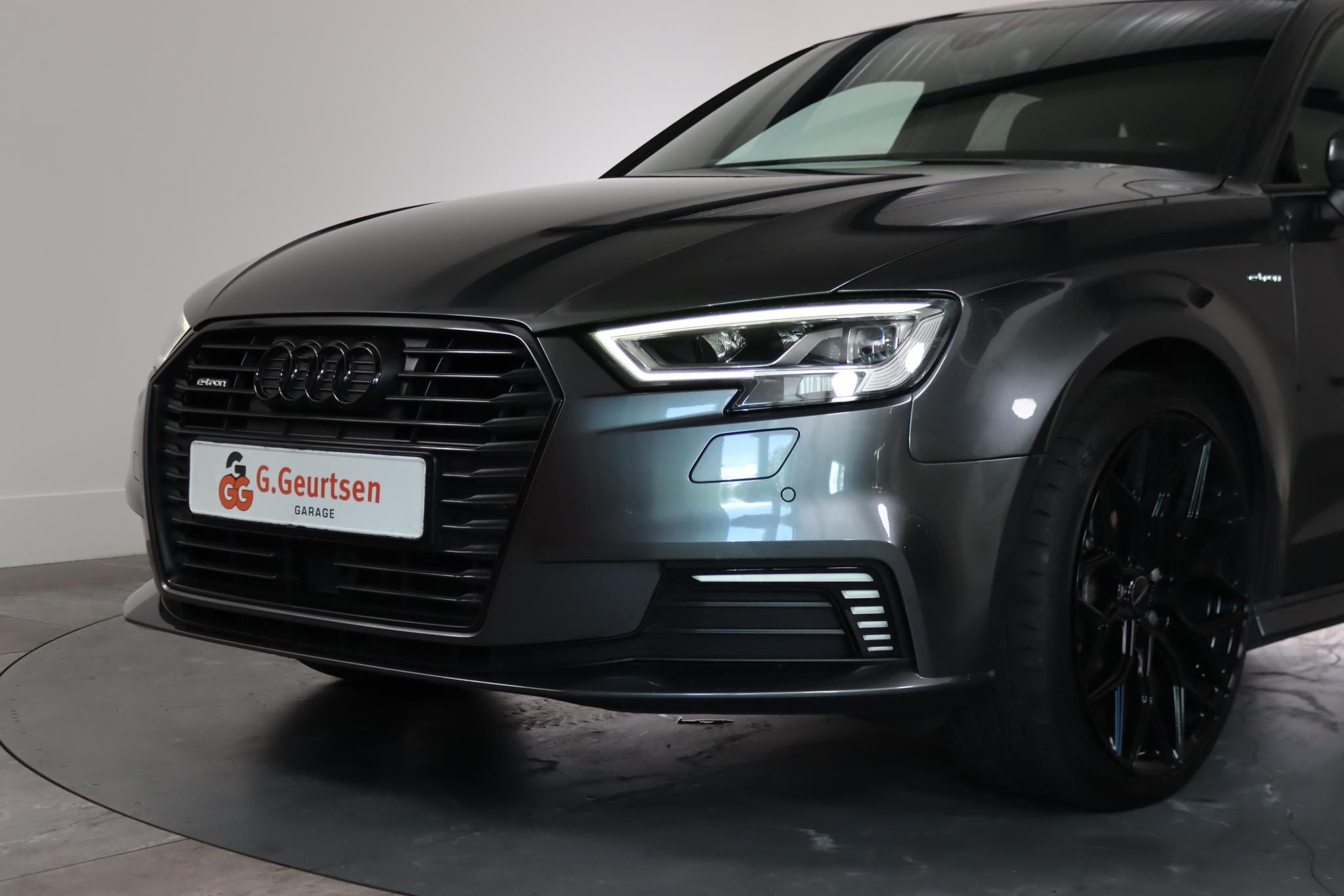 Foto van Audi A3 Sportback E-tron