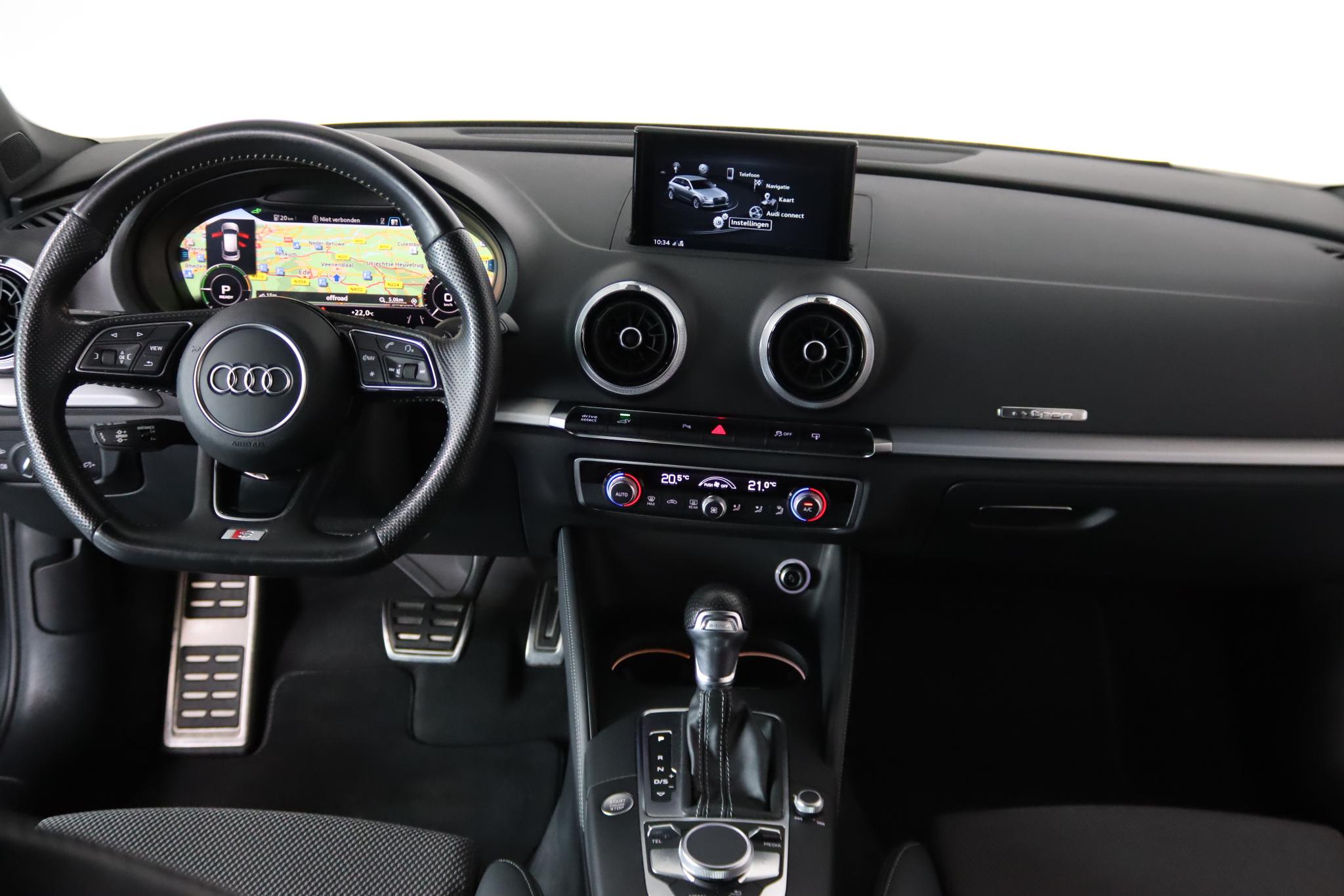 Foto van Audi A3 Sportback E-tron