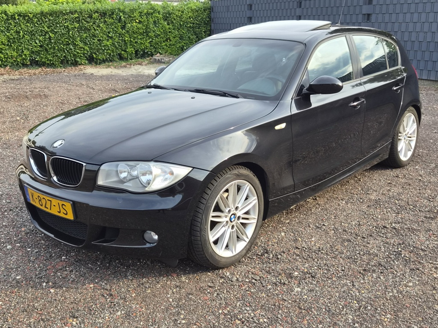 BMW 1er Reihe 118i Business Line // Grote beurt // Nw apk! 2006 - voorkant