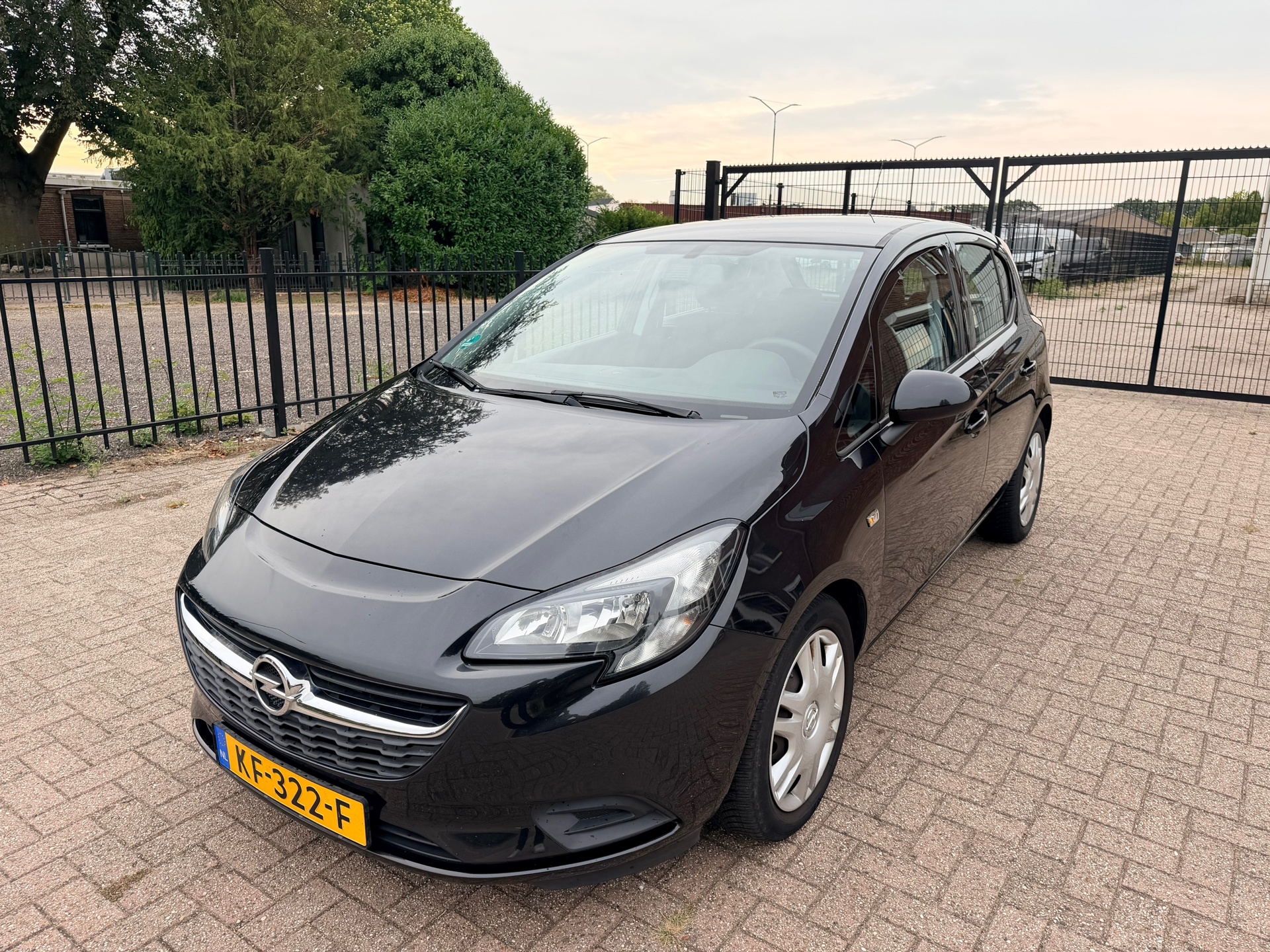 Opel Corsa-e 1.4 Edition 2016 - voorkant