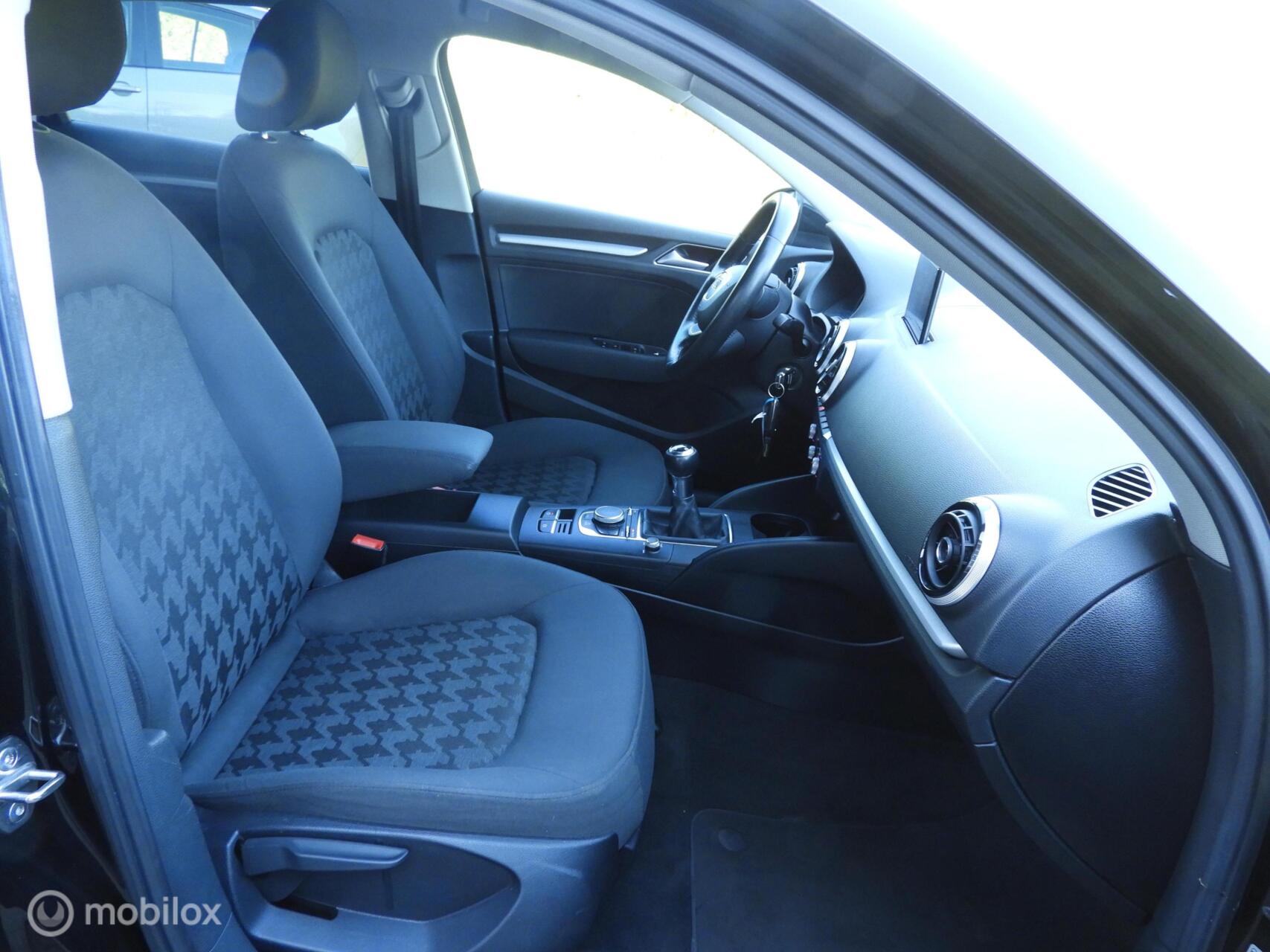 Foto van Audi A3 Limousine