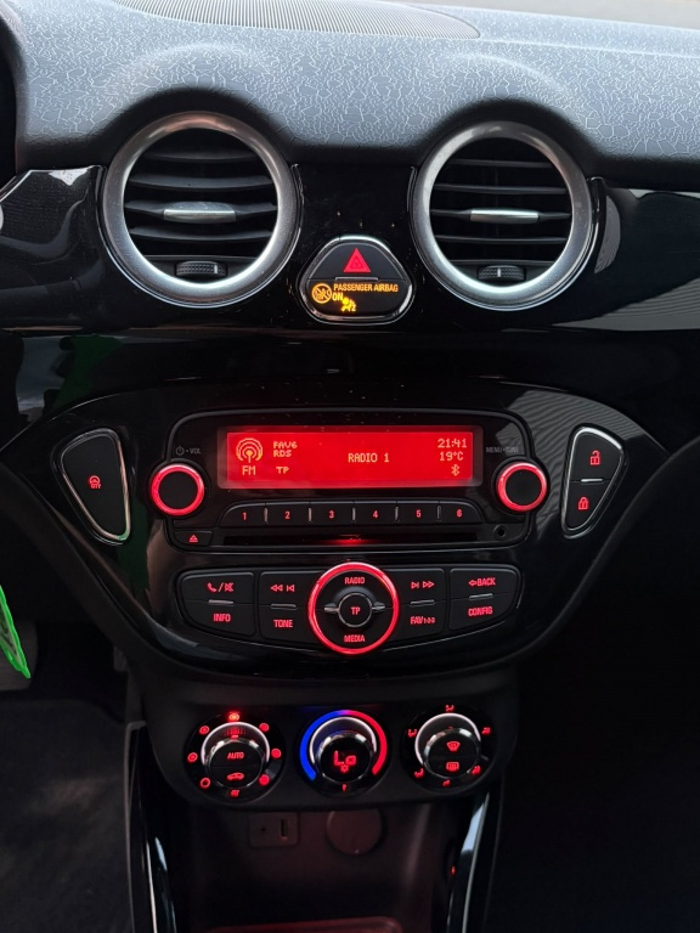 Foto van Opel Adam