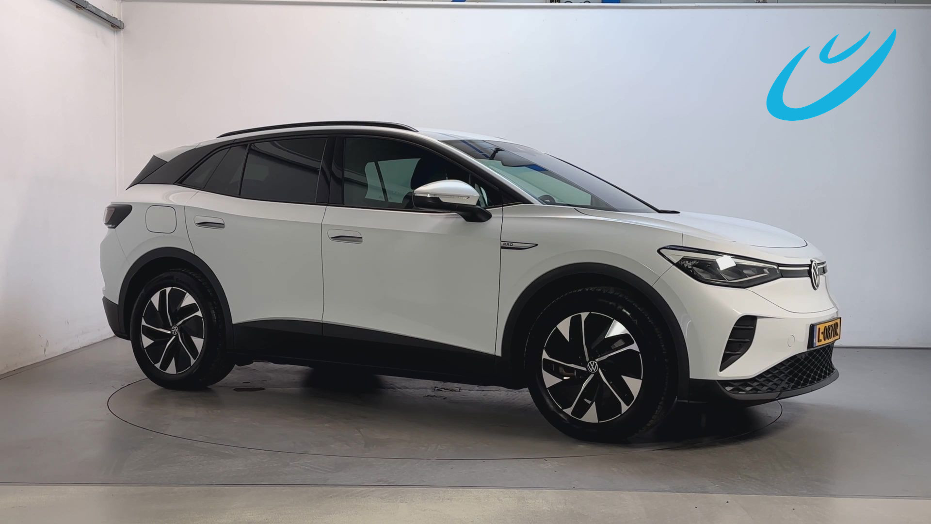 Volkswagen Id.4 Pro 150 KW Life 77 kWh SoH 94,7% Stoelverwarming Navigatie Parkeersensoren Trekhaak 2021 - voorkant