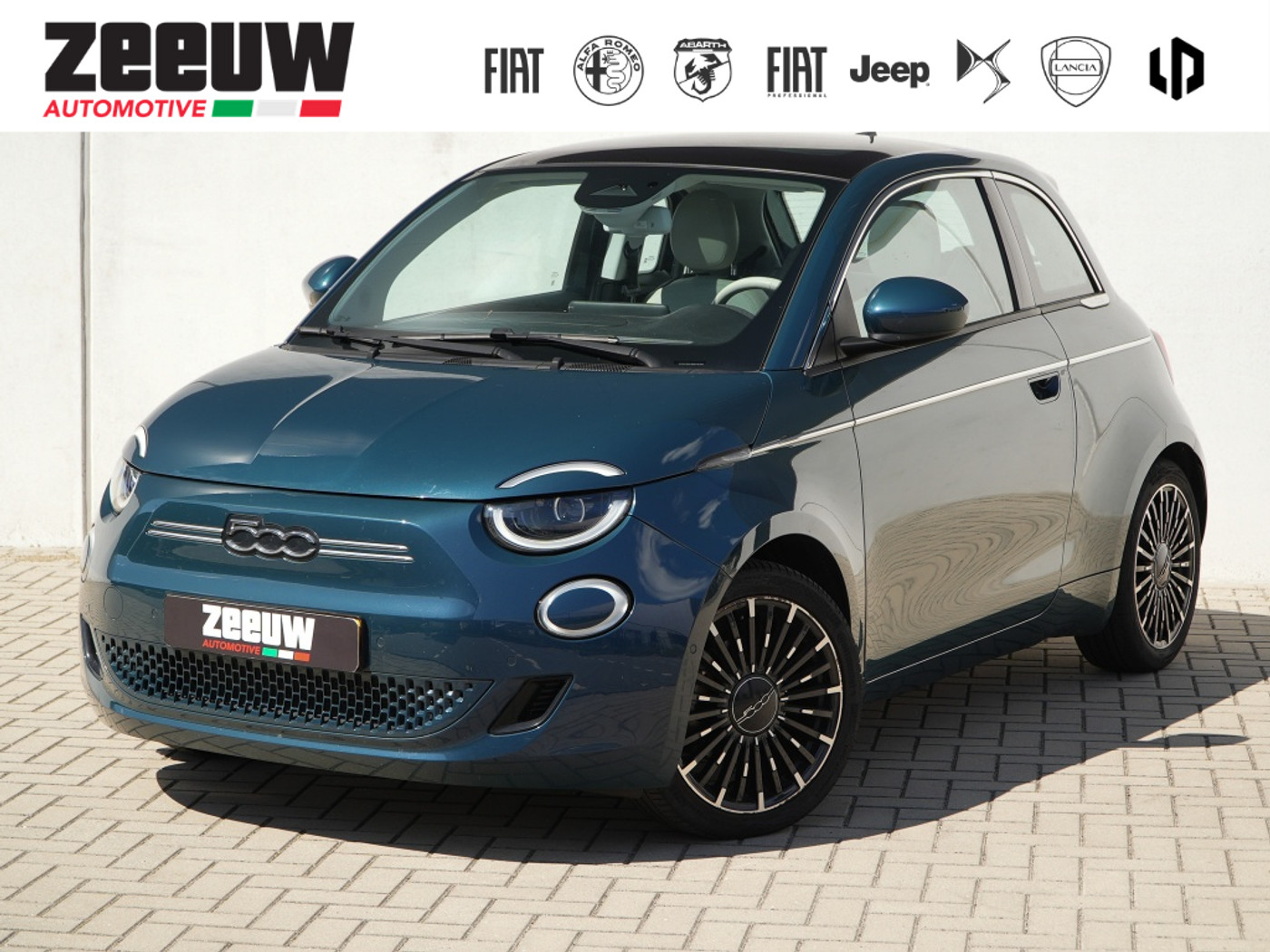 Fiat 500 3+1 La Prima 42 kWh | Pano | Winter | Technology | 17" 2021 - voorkant
