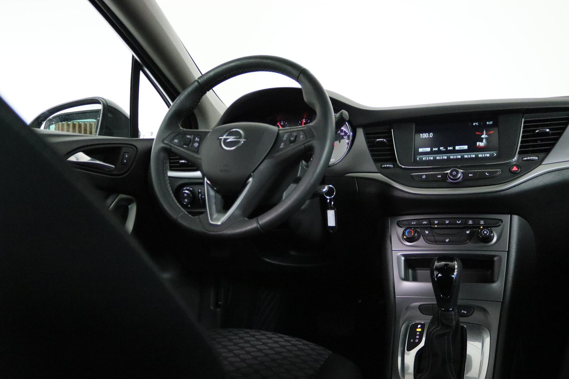 Foto van Opel Astra Sports Tourer
