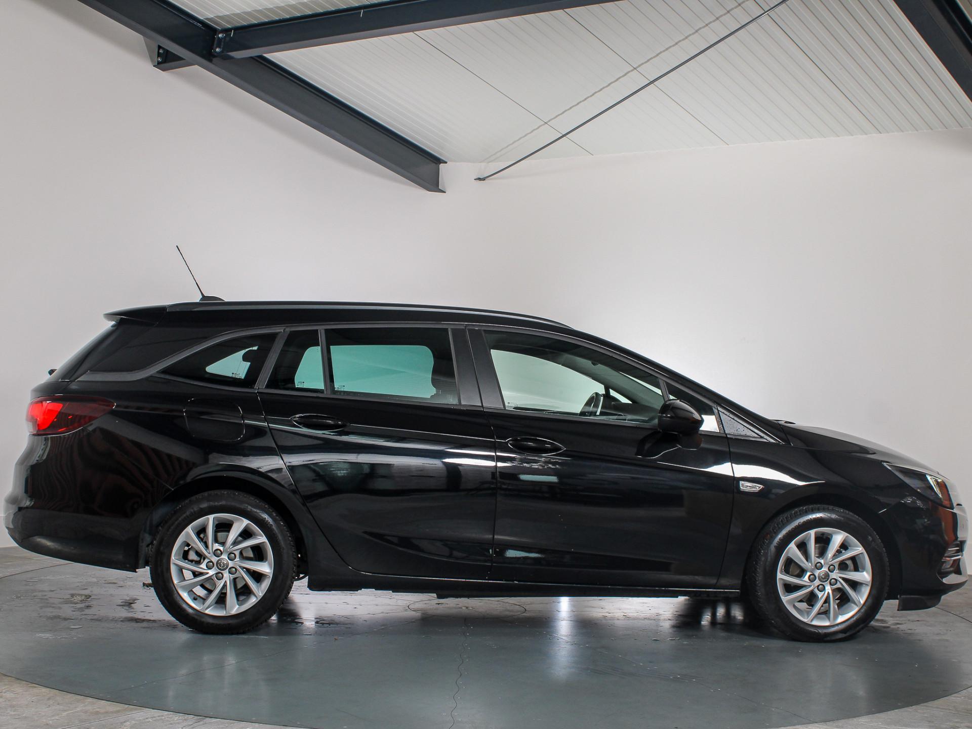 Foto van Opel Astra Sports Tourer