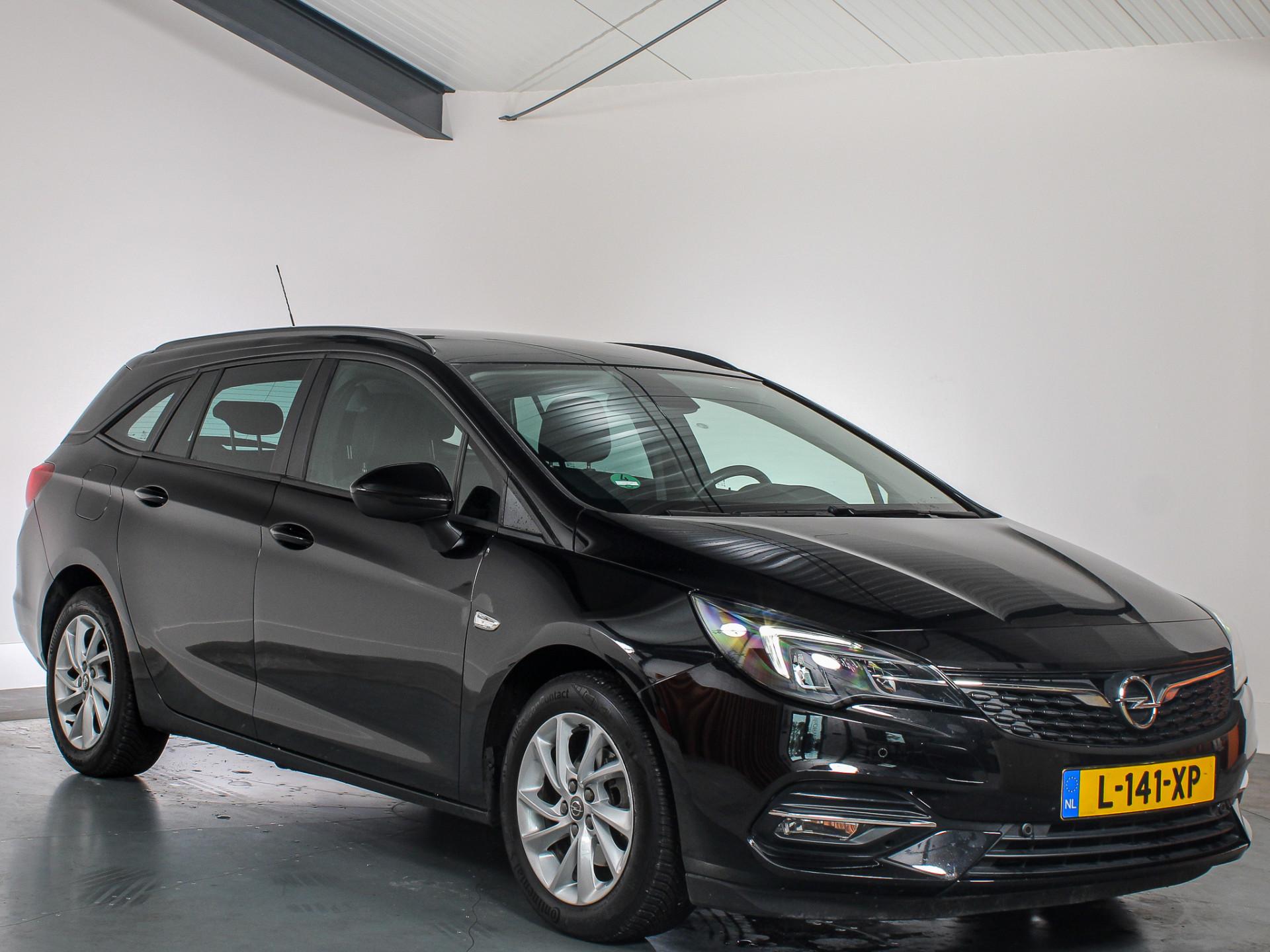 Foto van Opel Astra Sports Tourer