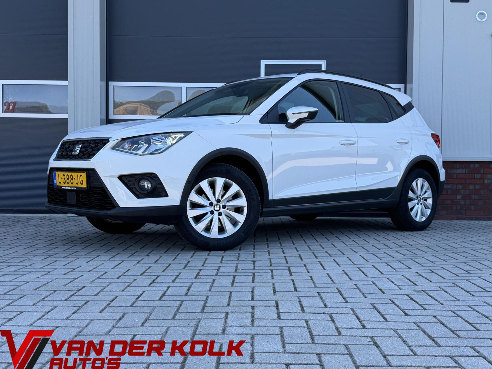 Seat Arona 1.0 TSI Style Business Intense Plus | Carplay | Navigatie | Cruise | Camera | Climate | DAB | Sensoren 2021 - voorkant