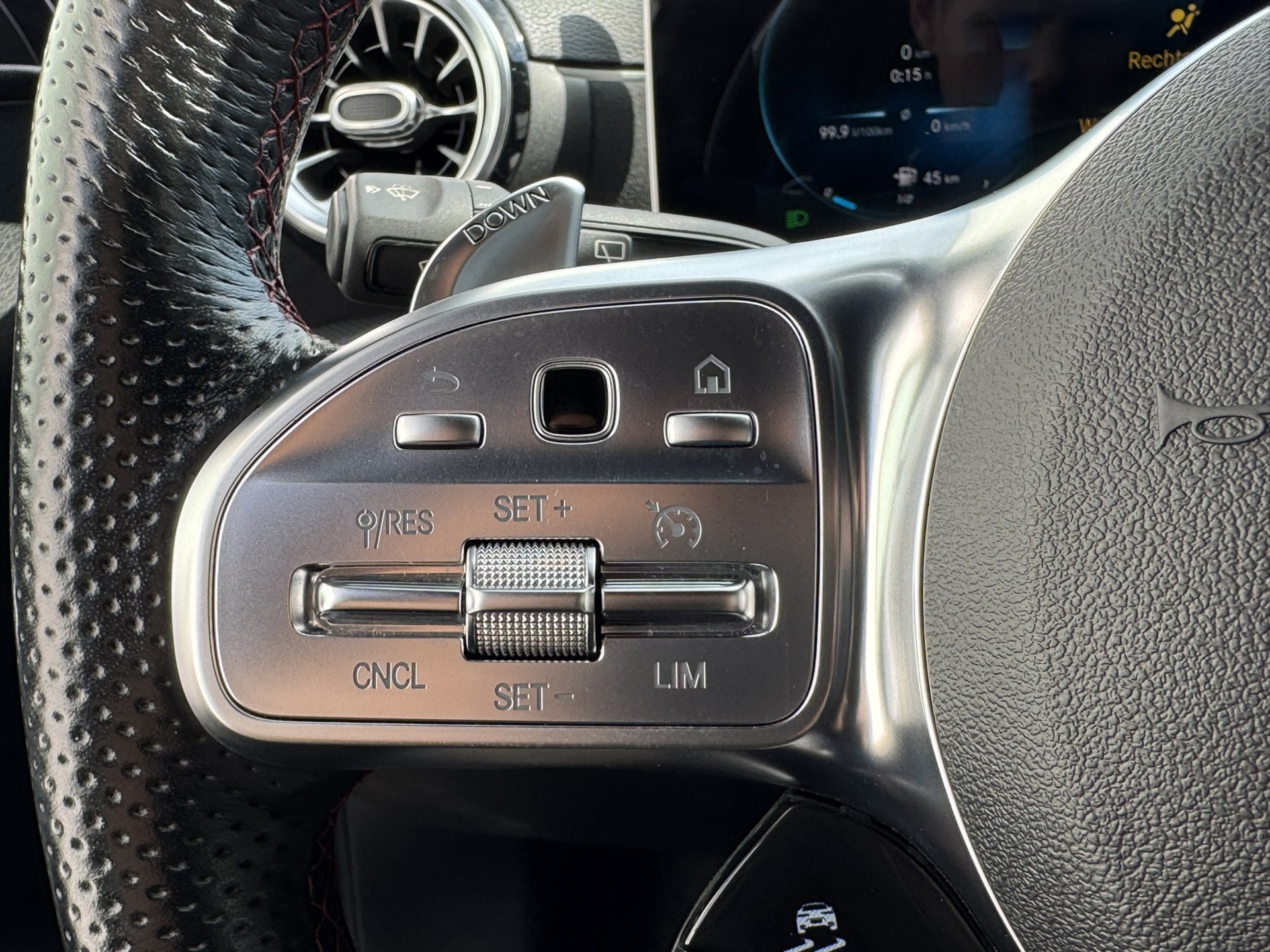 Foto van Mercedes-Benz AMG A 35