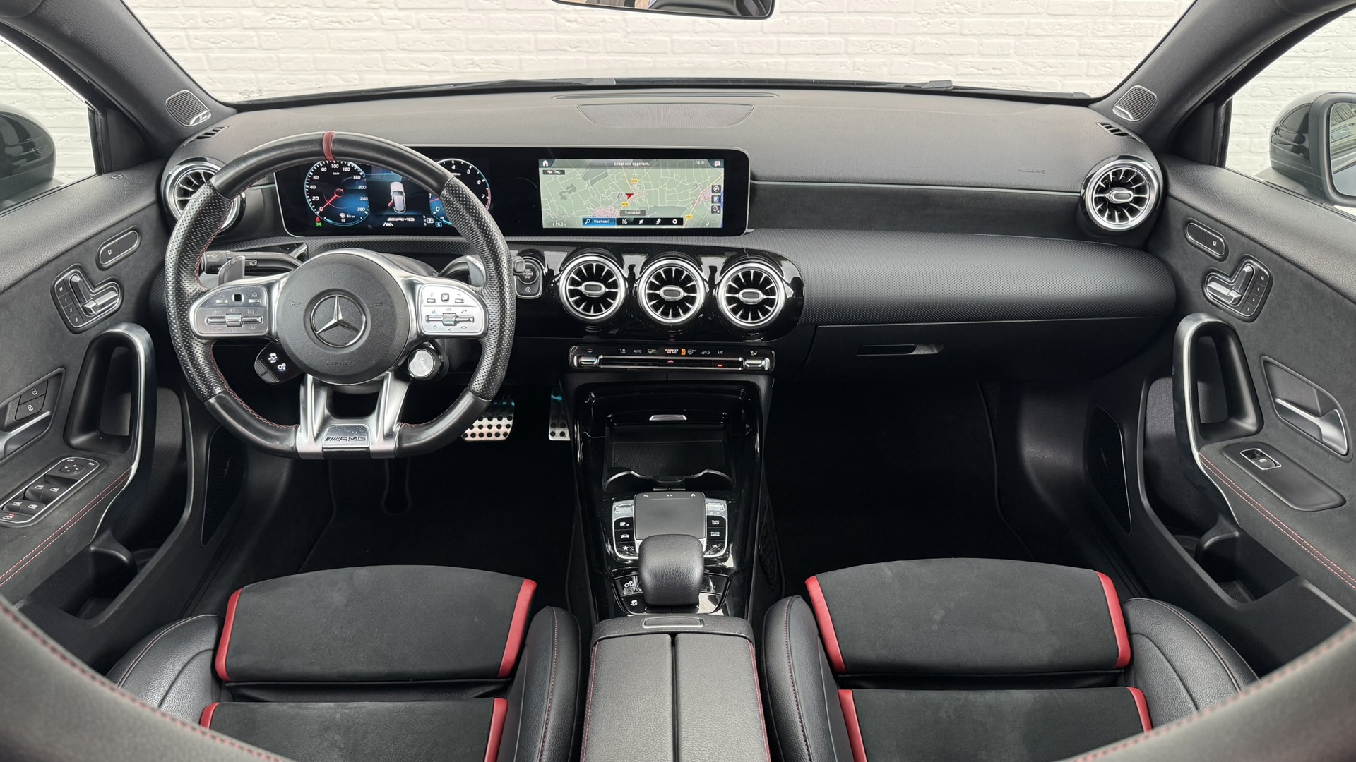 Foto van Mercedes-Benz AMG A 35