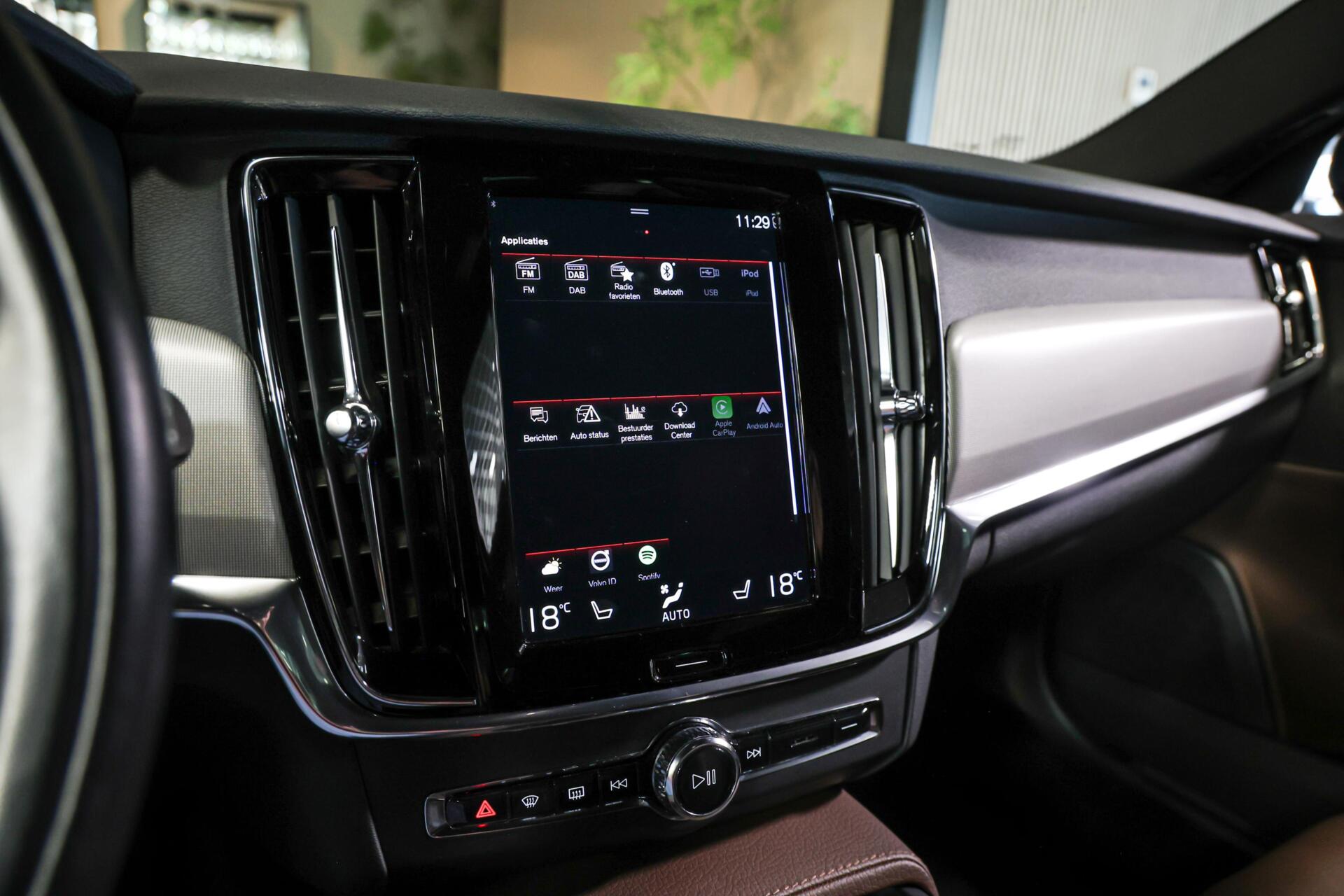 Foto van Volvo V90