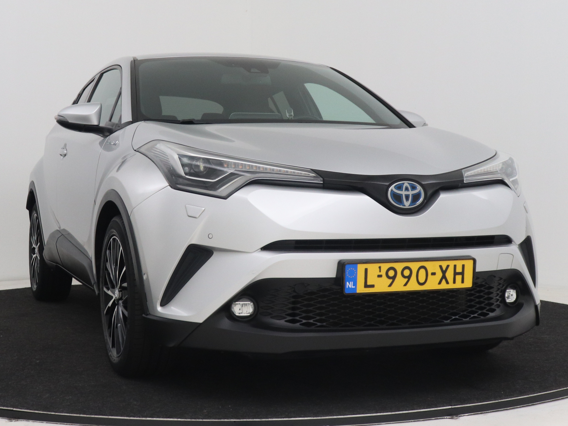 Foto van Toyota Toyota C-hr