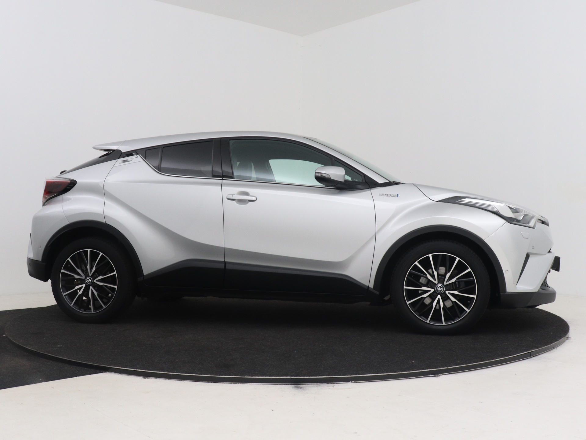 Foto van Toyota Toyota C-hr