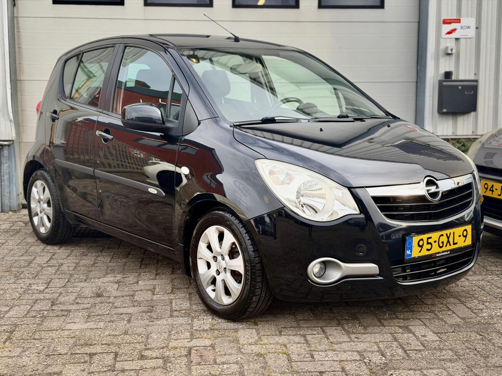 Foto van Opel Agila