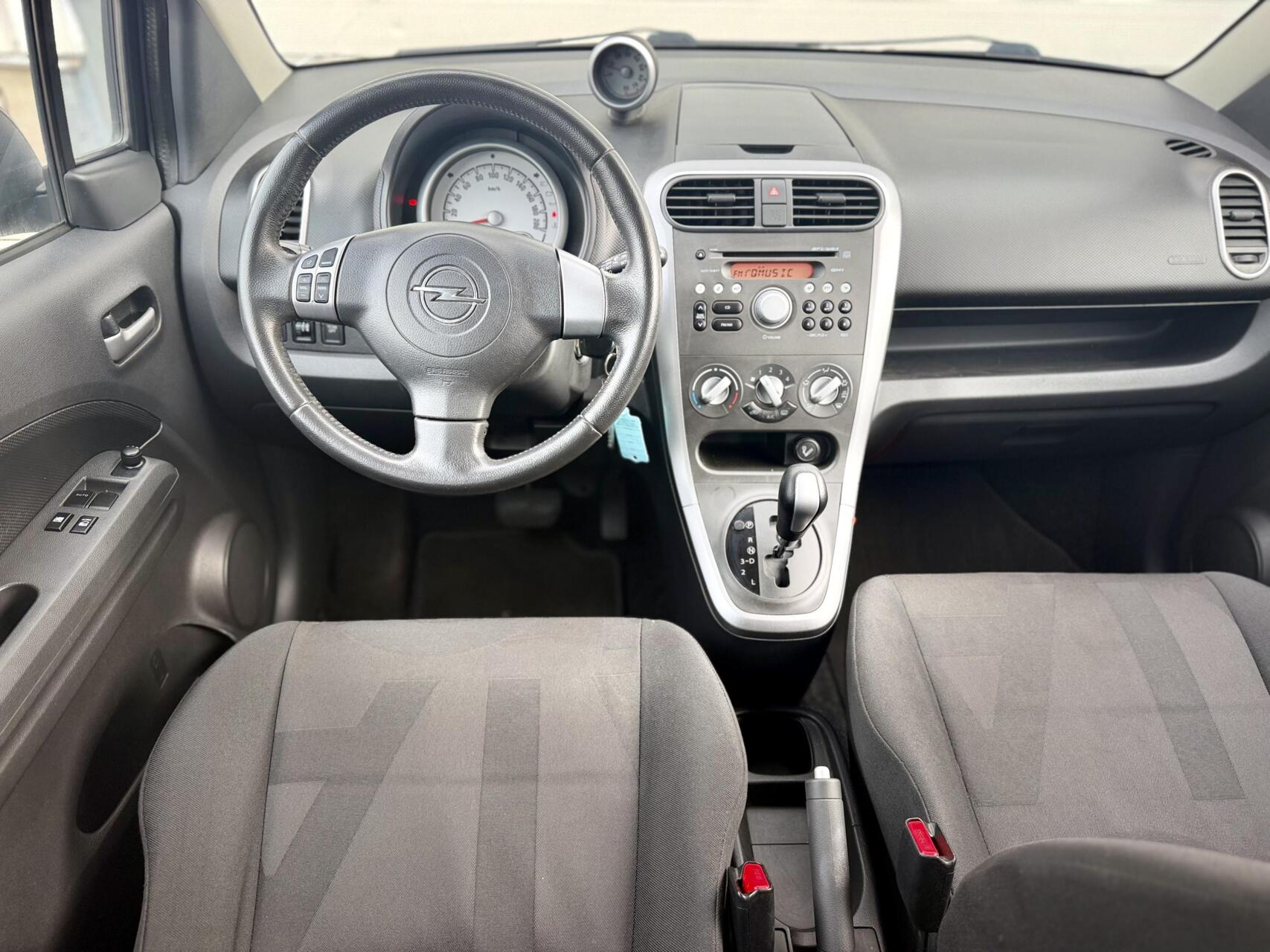Foto van Opel Agila