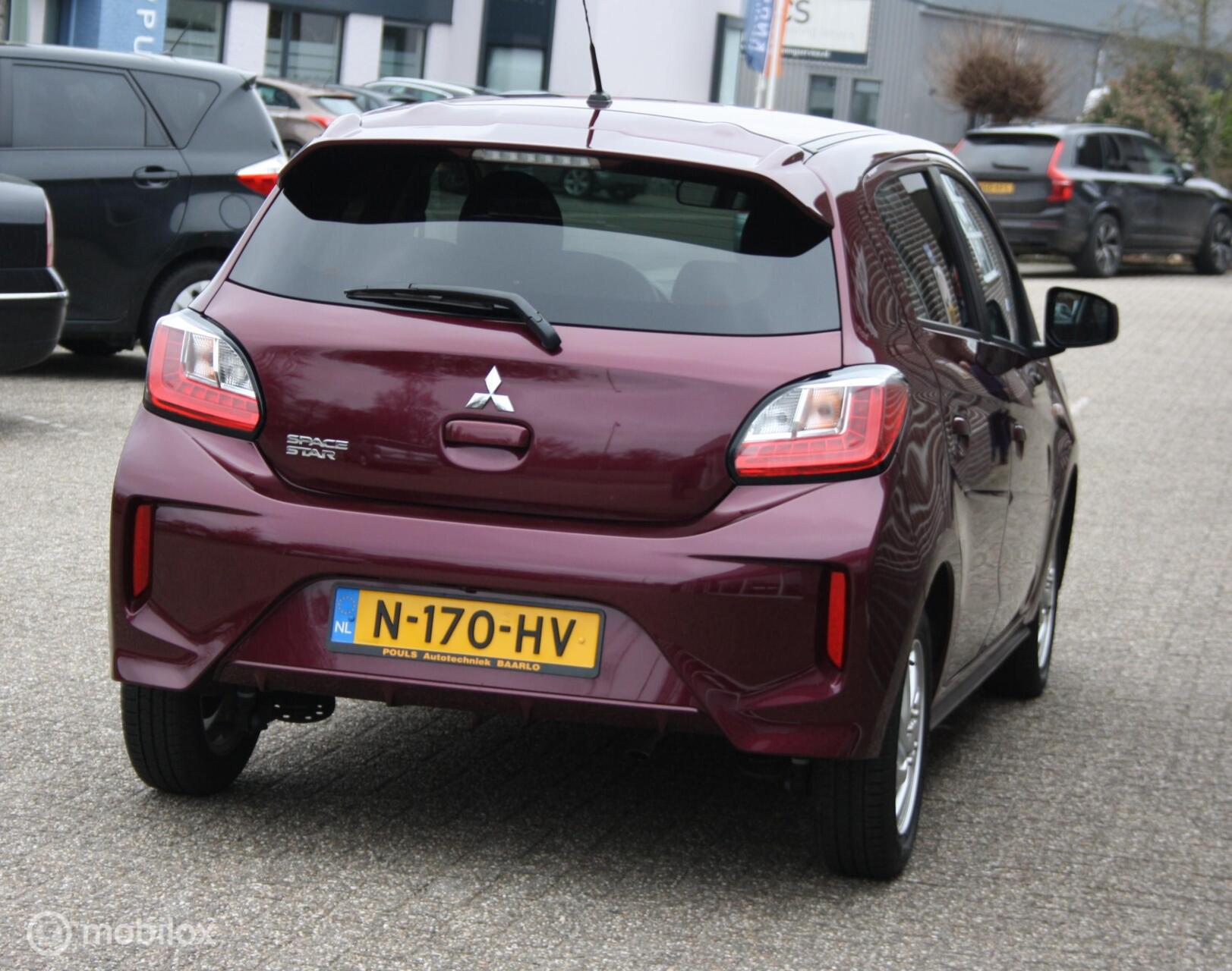 Foto van Mitsubishi Mitsubishi Space Star