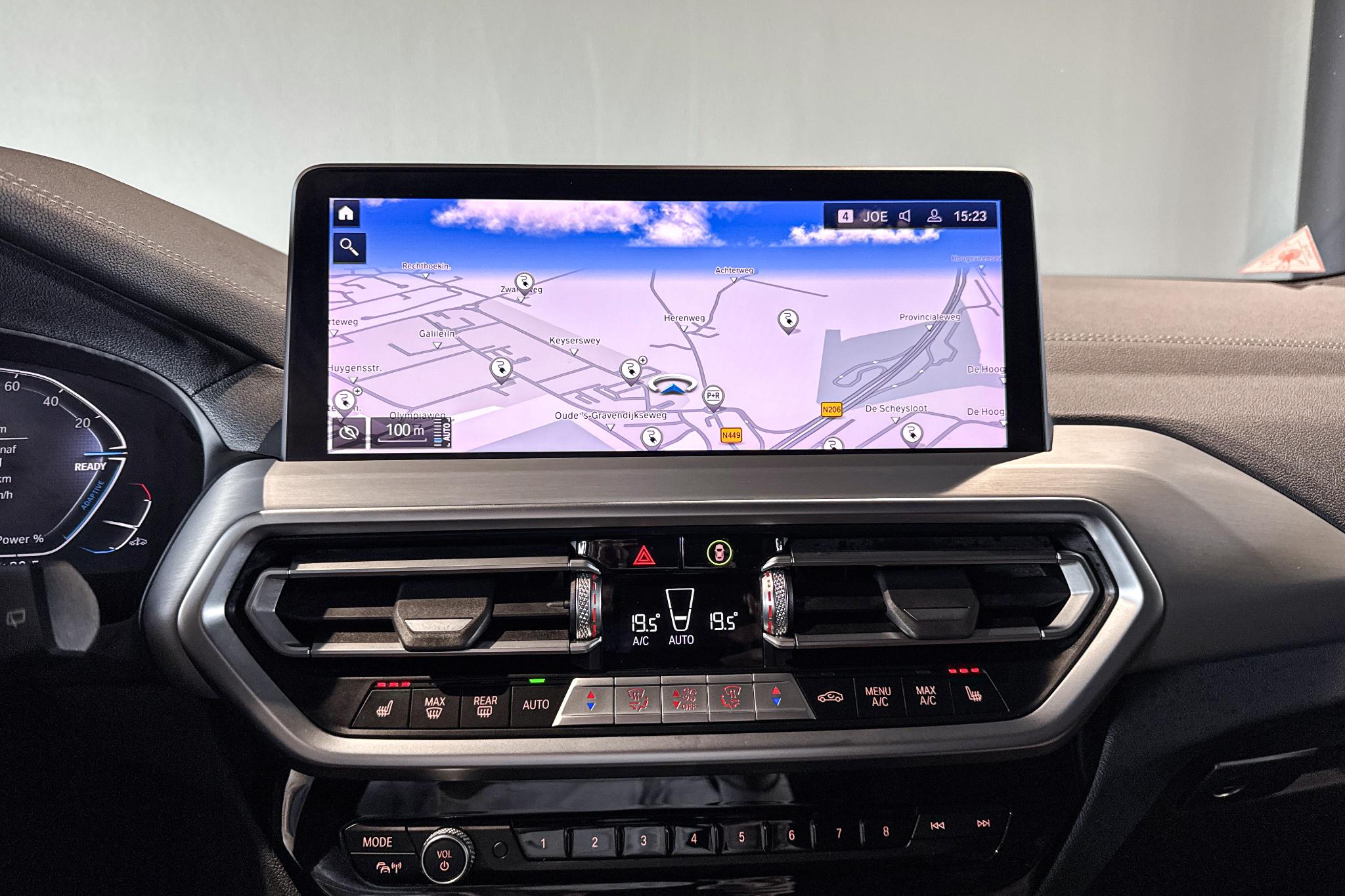 Foto van BMW Ix3