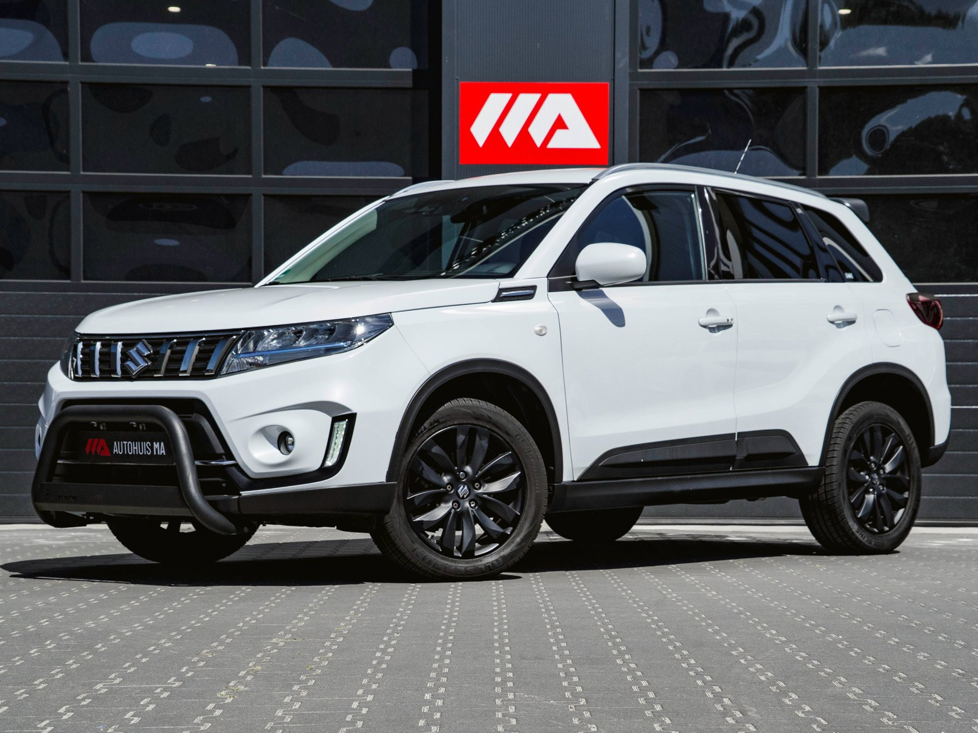 Suzuki Vitara 1.4 Boosterjet Style Smart Hybrid | CAMERA | DEALER ODH | NAP 2021 - voorkant