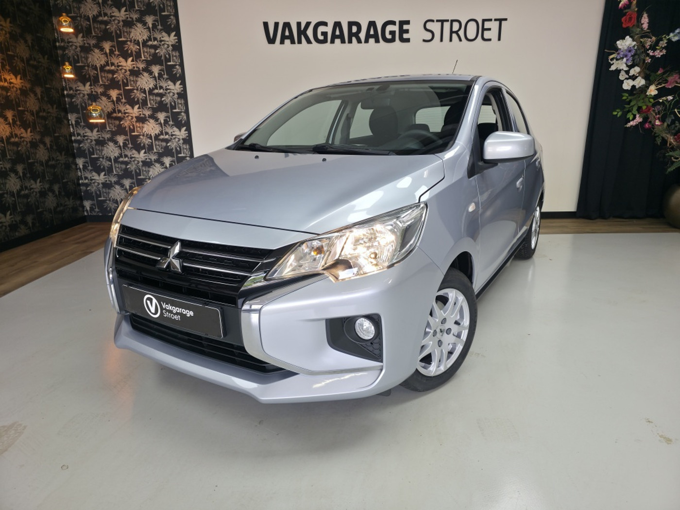Mitsubishi Mitsubishi Space Star 1.2 Cool+ | ac | jaarbrt | BT | LMV | 1e eigen.| deal.oh | bkjes 2021 - voorkant