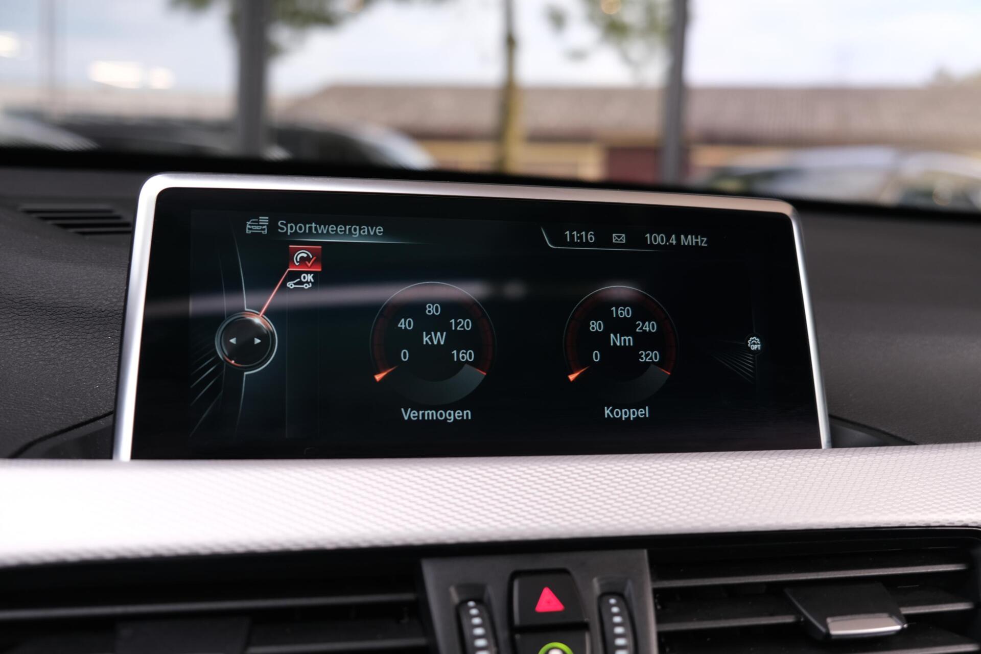 Foto van BMW X1 Sdrive20i