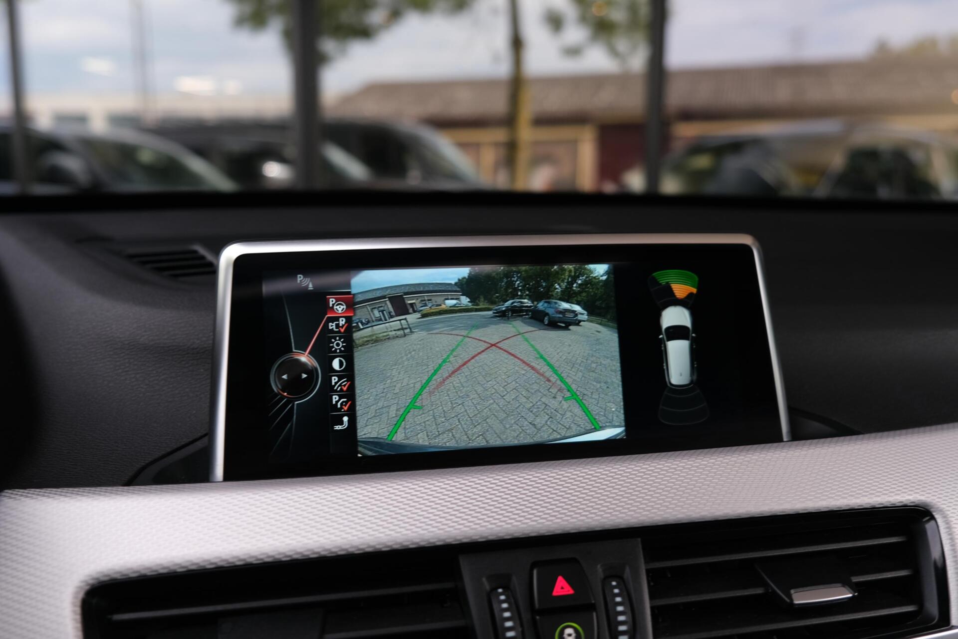 Foto van BMW X1 Sdrive20i
