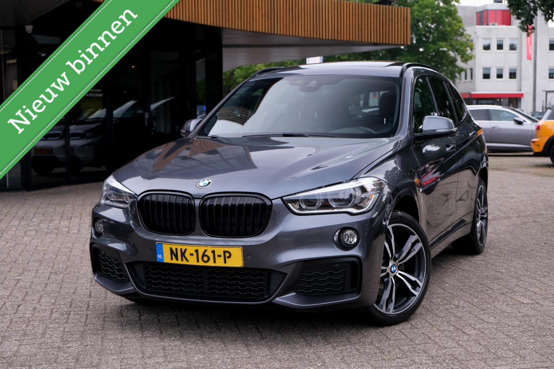 BMW X1 Sdrive20i sDrive20i Centennial High Executive|Rijklaar!|M-Sport|Pano|HUD|Camera|Trekhaak|Stoelverwarming 2017 - voorkant