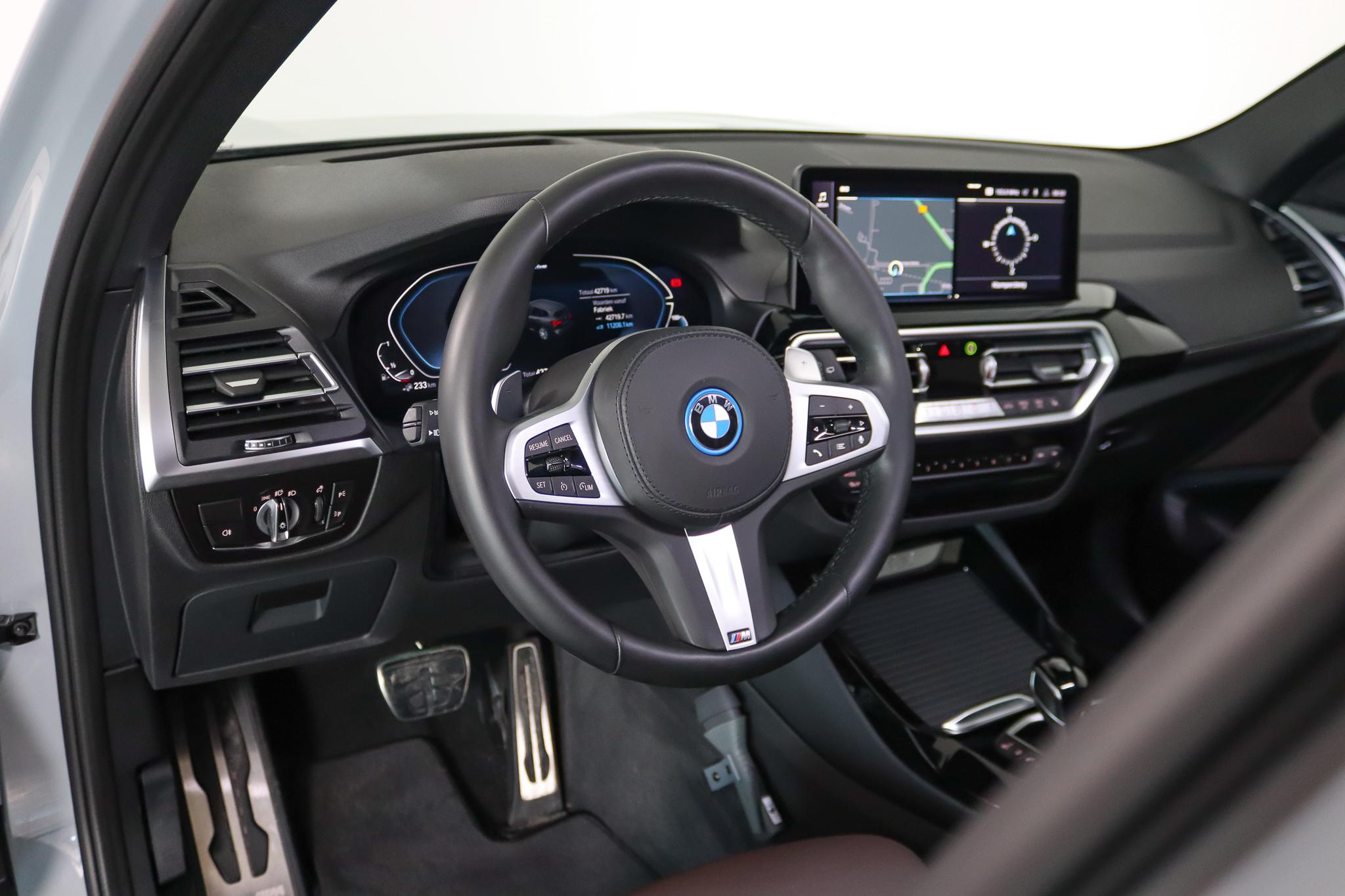 Foto van BMW X3 Xdrive30e